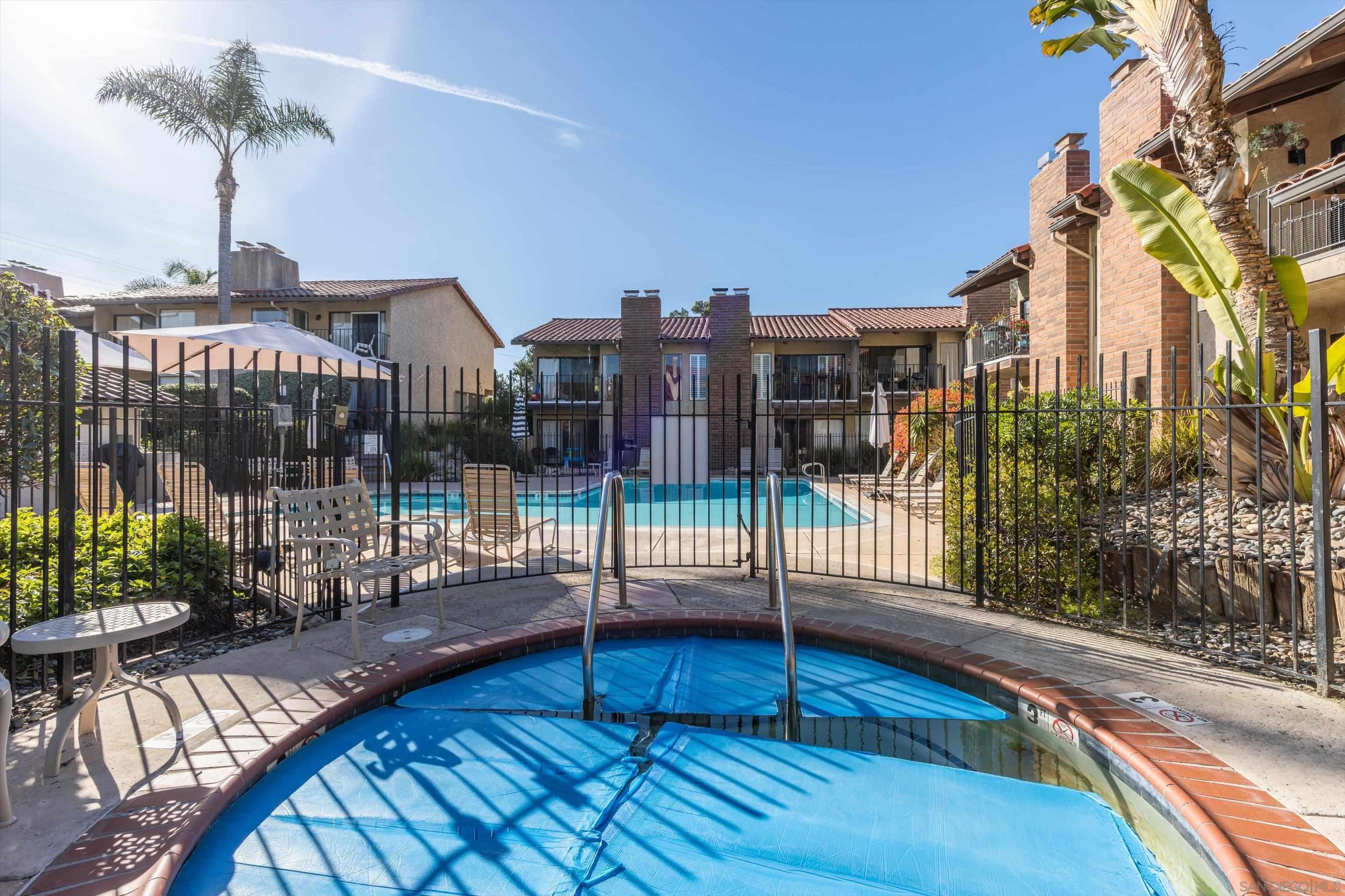 Detail Gallery Image 37 of 44 For 1913  Alga Rd  a,  Carlsbad,  CA 92009 - 2 Beds | 2/1 Baths