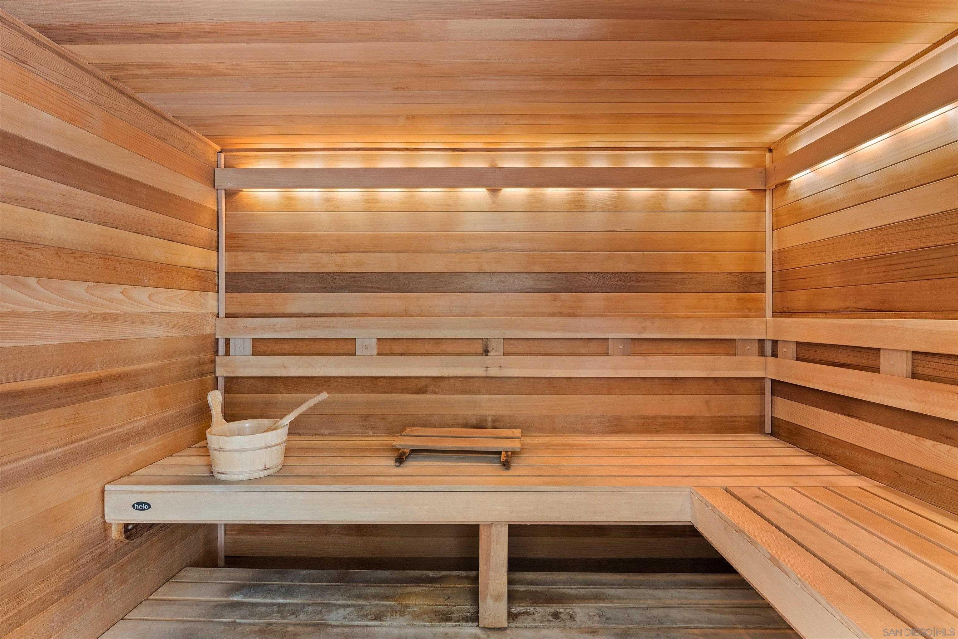 Detail Gallery Image 41 of 44 For 1913  Alga Rd  a,  Carlsbad,  CA 92009 - 2 Beds | 2/1 Baths