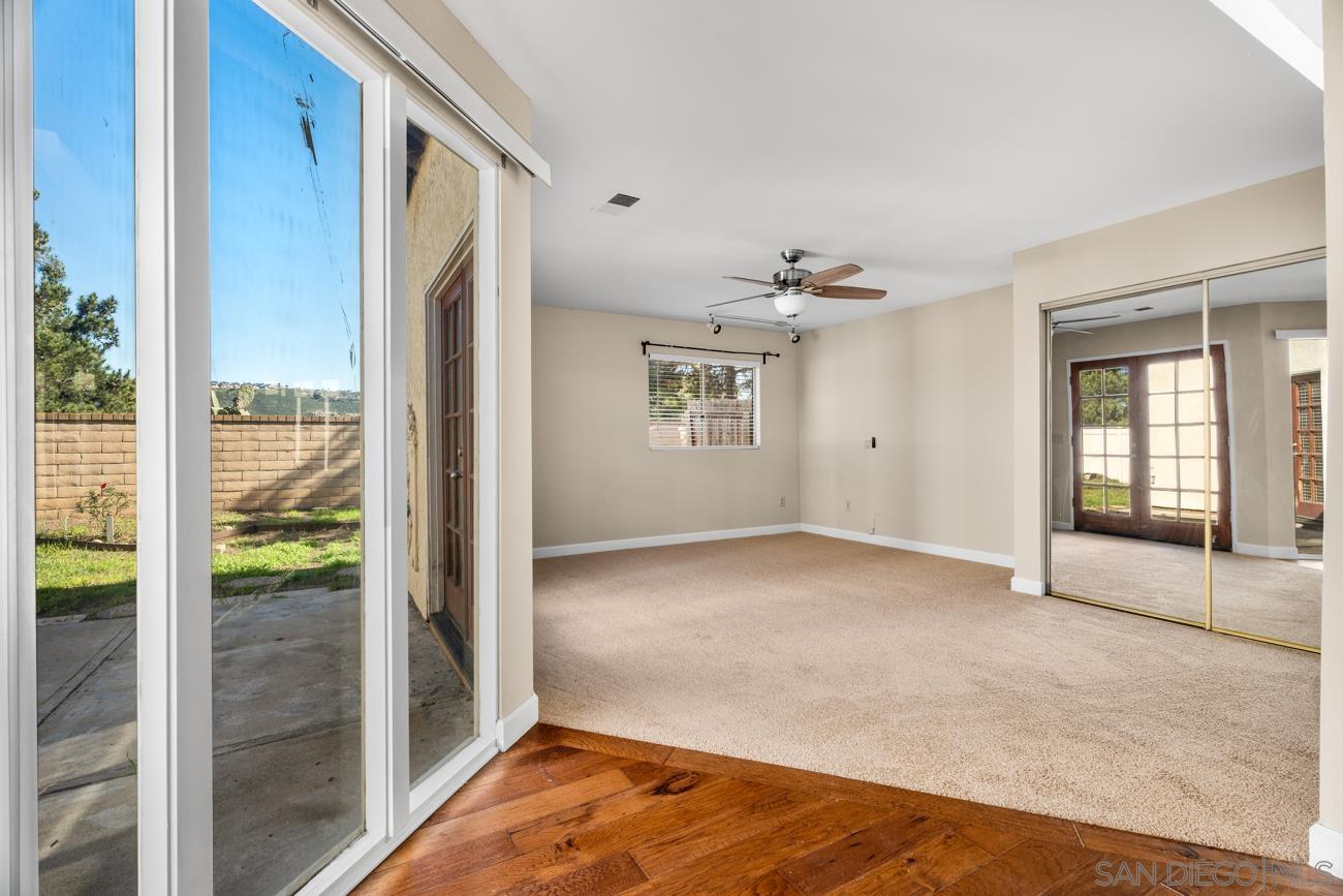 Detail Gallery Image 12 of 26 For 11231  Pegasus Ave, San Diego,  CA 92126 - 3 Beds | 2 Baths