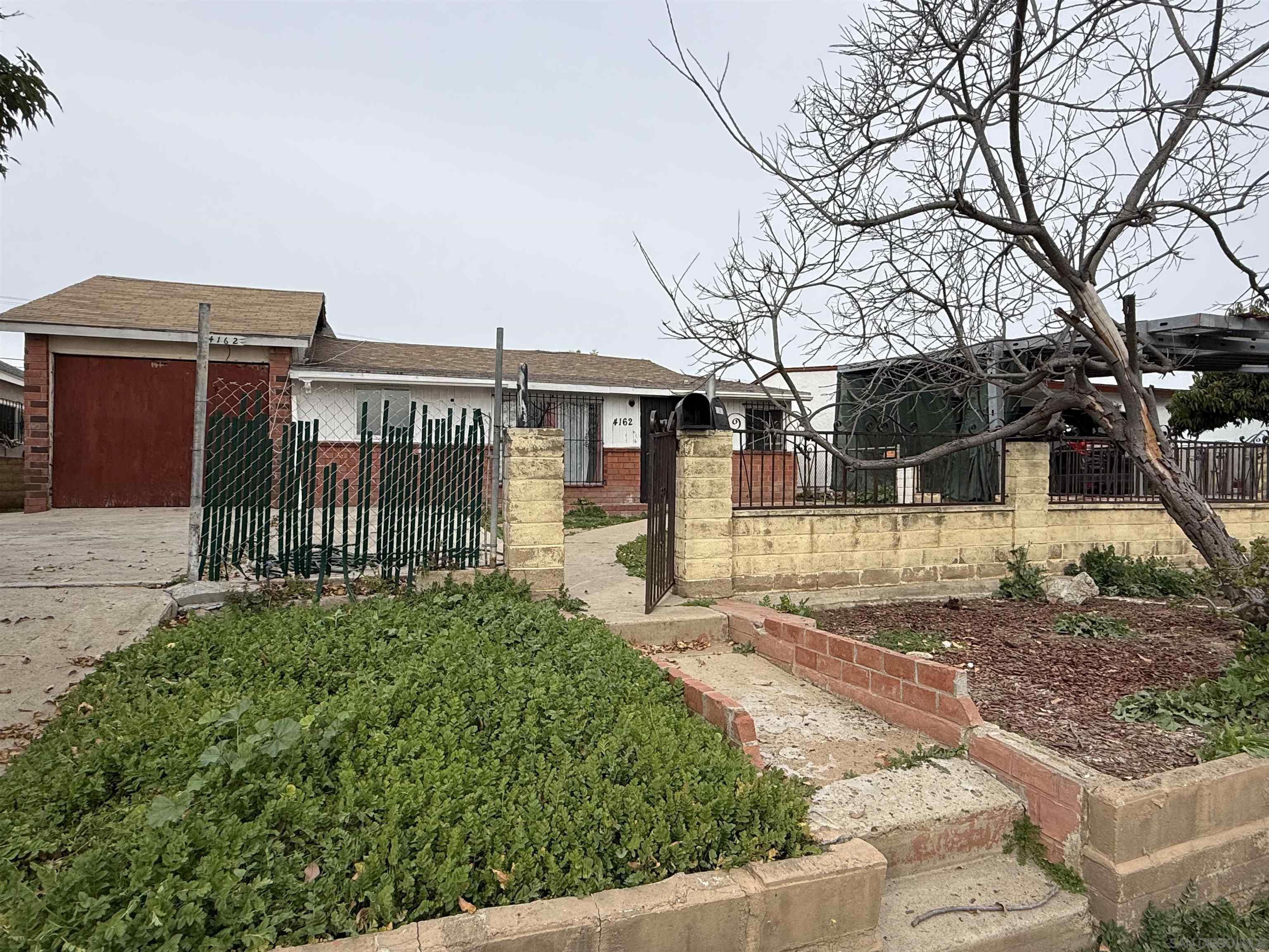 Front Image Thumbnail for SD260002243