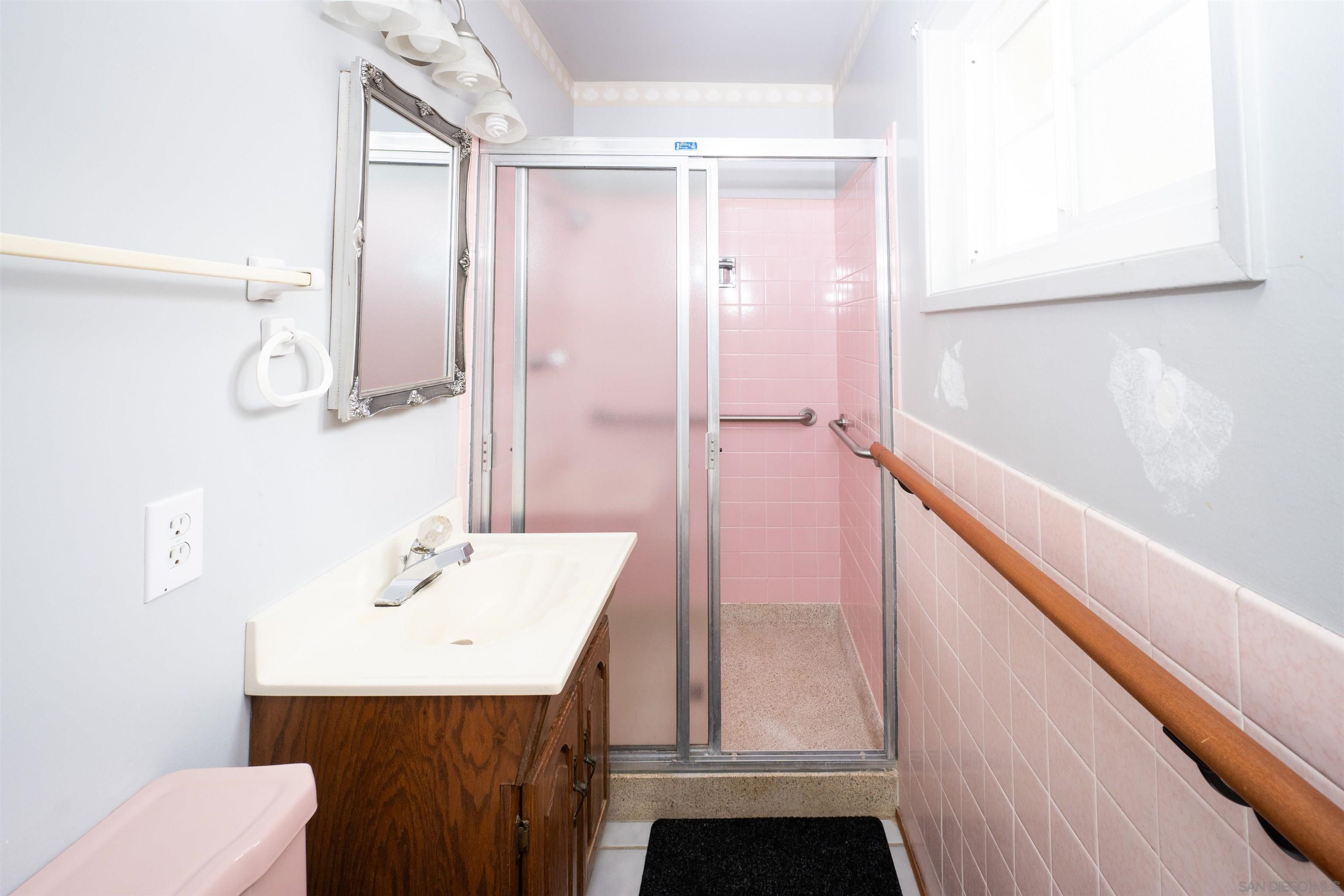 Detail Gallery Image 16 of 30 For 2550  Greyling Dr., San Diego,  CA 92123 - 3 Beds | 2 Baths