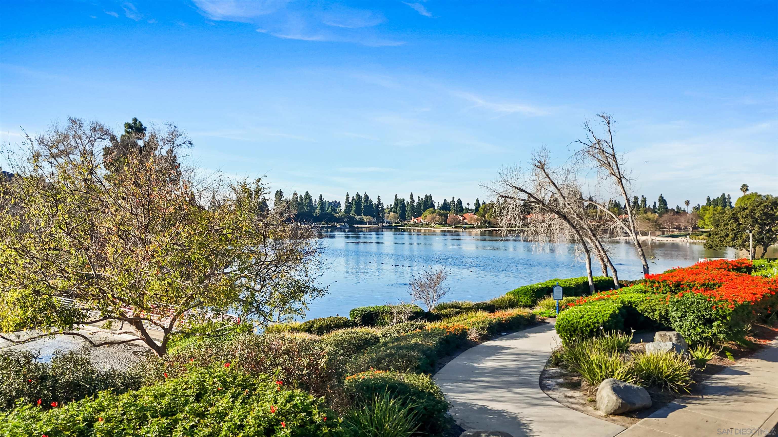 Detail Gallery Image 19 of 26 For 2085  Lakeridge Cir  #203,  Chula Vista,  CA 91913 - 2 Beds | 2 Baths