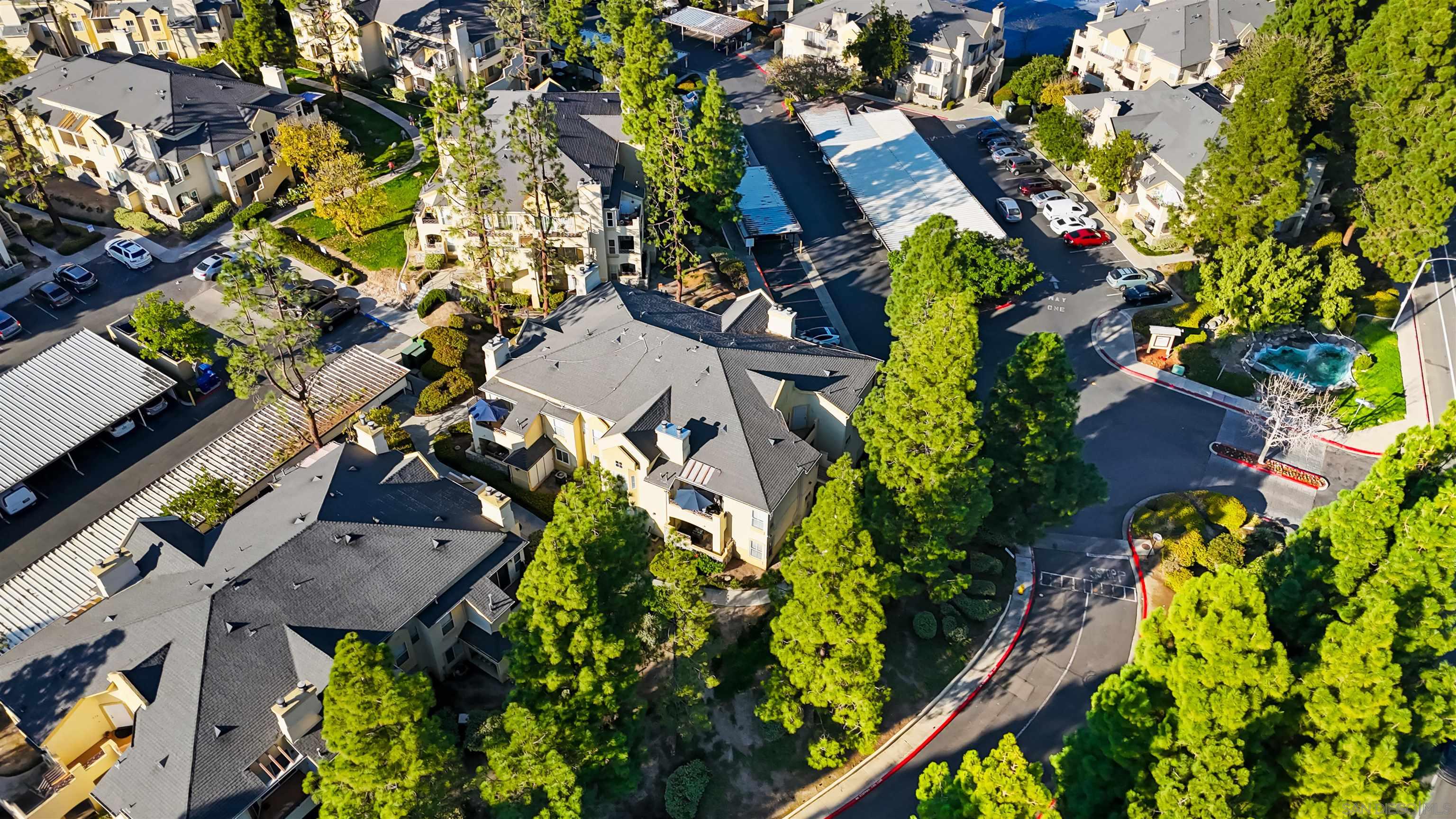 Detail Gallery Image 21 of 26 For 2085  Lakeridge Cir  #203,  Chula Vista,  CA 91913 - 2 Beds | 2 Baths