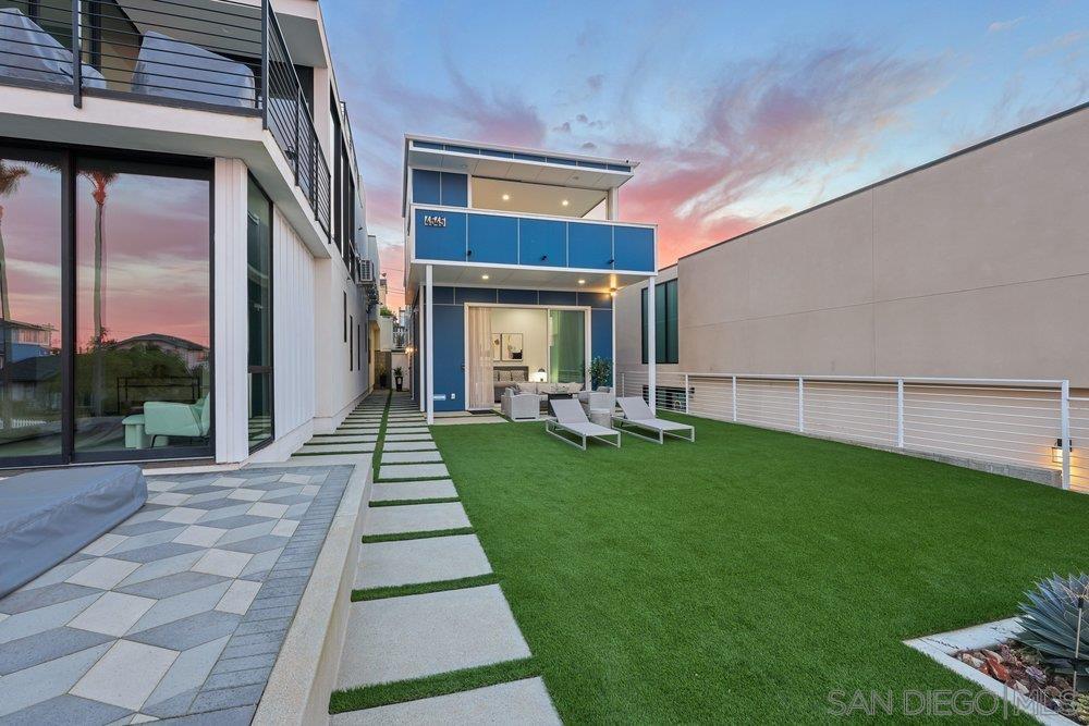 Detail Gallery Image 32 of 43 For 4545 Newport  Ave, San Diego,  CA 92107 - 4 Beds | 3/1 Baths