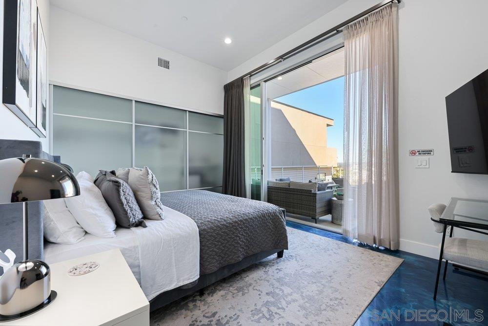 Detail Gallery Image 33 of 49 For 4545 Newport  Ave, San Diego,  CA 92107 - 4 Beds | 3/1 Baths