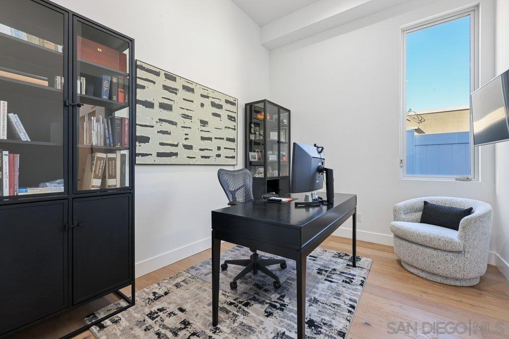 Detail Gallery Image 36 of 49 For 4545 Newport  Ave, San Diego,  CA 92107 - 4 Beds | 3/1 Baths