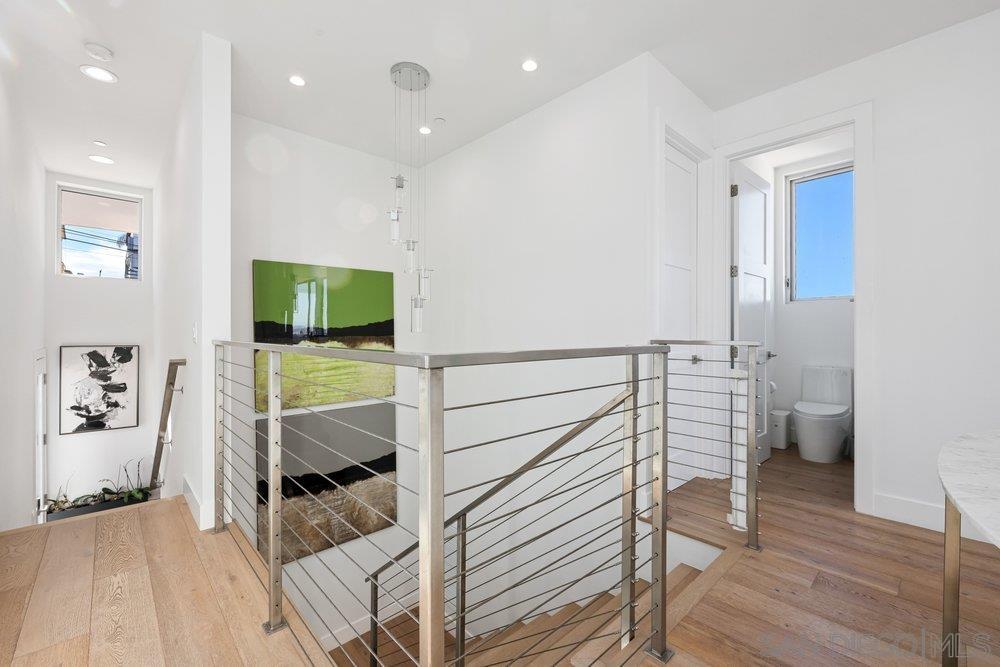 Detail Gallery Image 38 of 49 For 4545 Newport  Ave, San Diego,  CA 92107 - 4 Beds | 3/1 Baths