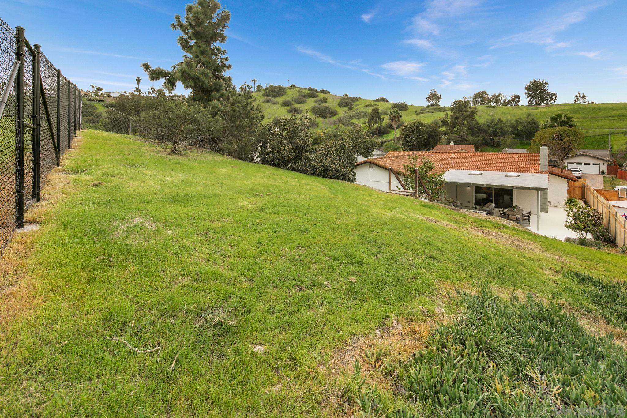 Detail Gallery Image 9 of 69 For 5620  Loping Ln, Bonita,  CA 91902 - 4 Beds | 2 Baths