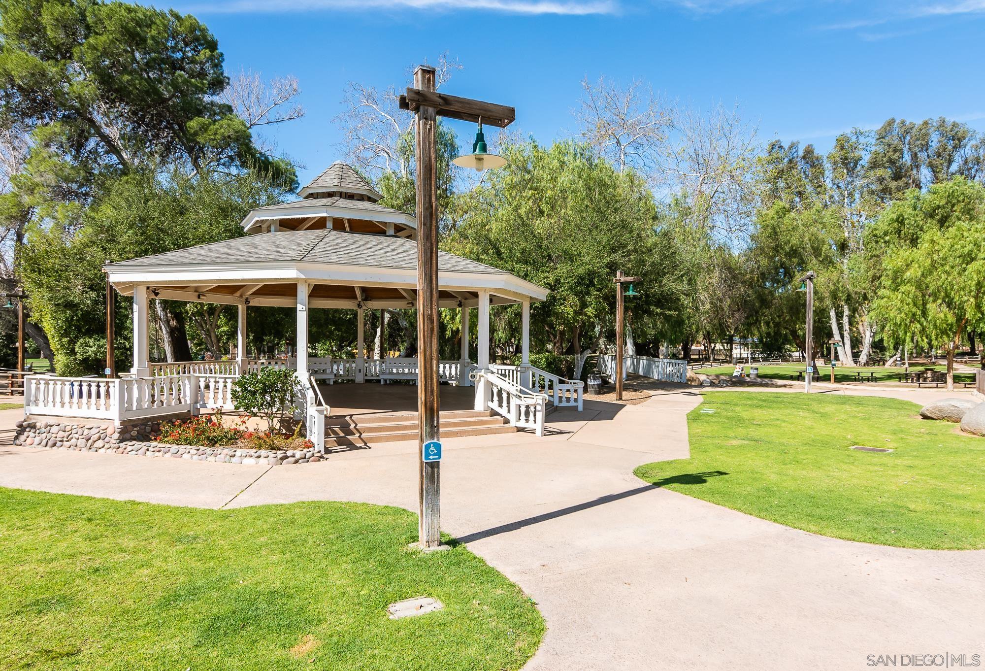 Detail Gallery Image 23 of 27 For , Poway,  CA 92064 - – Beds | – Baths