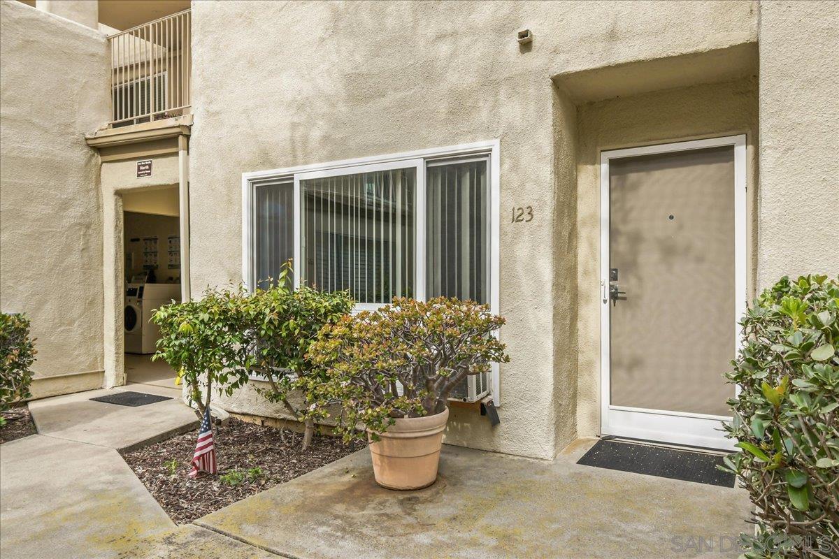 Detail Gallery Image 10 of 13 For 13754  Mango Drive  #123,  Del Mar,  CA 92014 - 1 Beds | 1 Baths