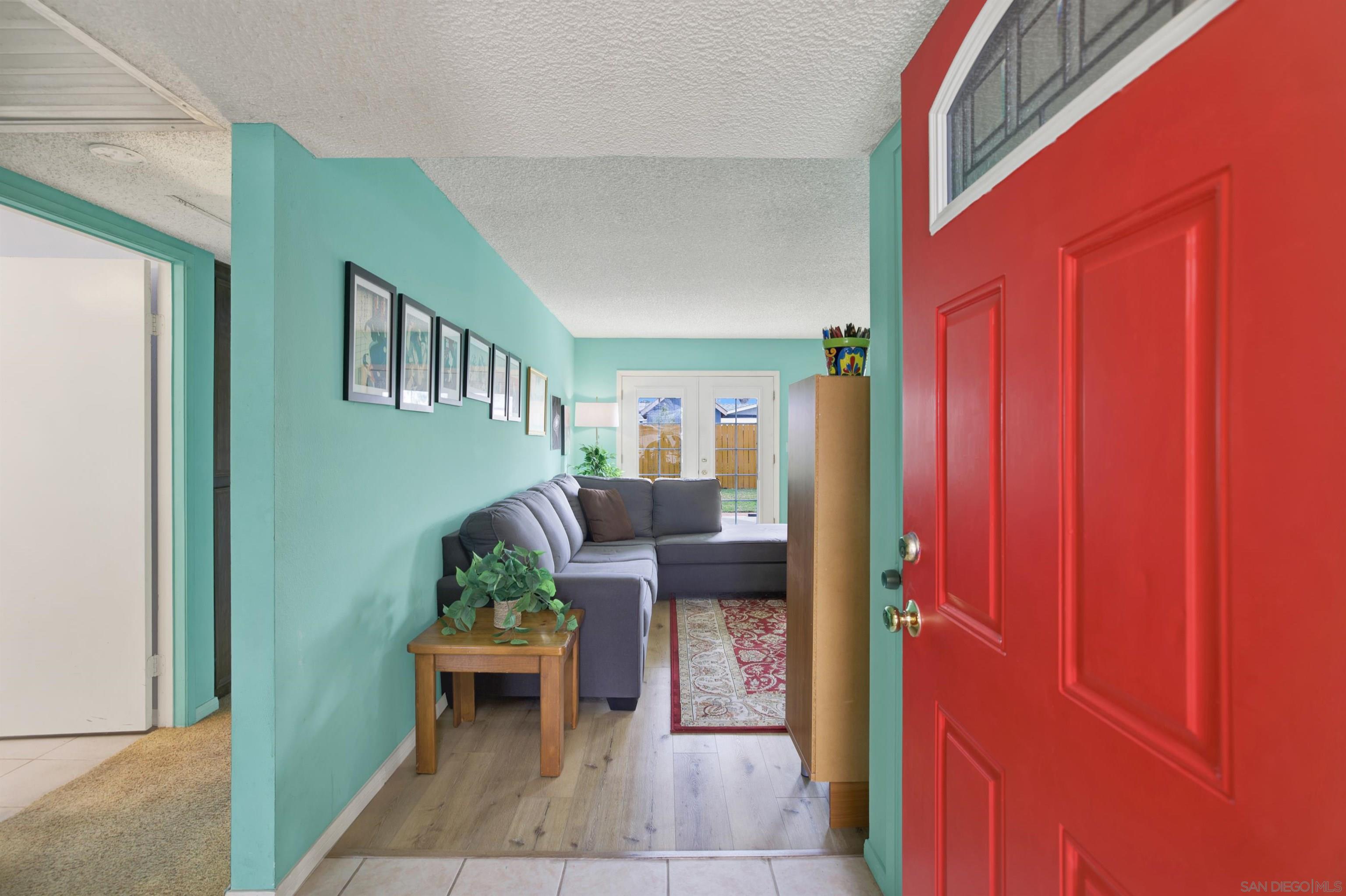 Detail Gallery Image 5 of 22 For 265  Securidad St, Oceanside,  CA 92057 - 2 Beds | 1 Baths