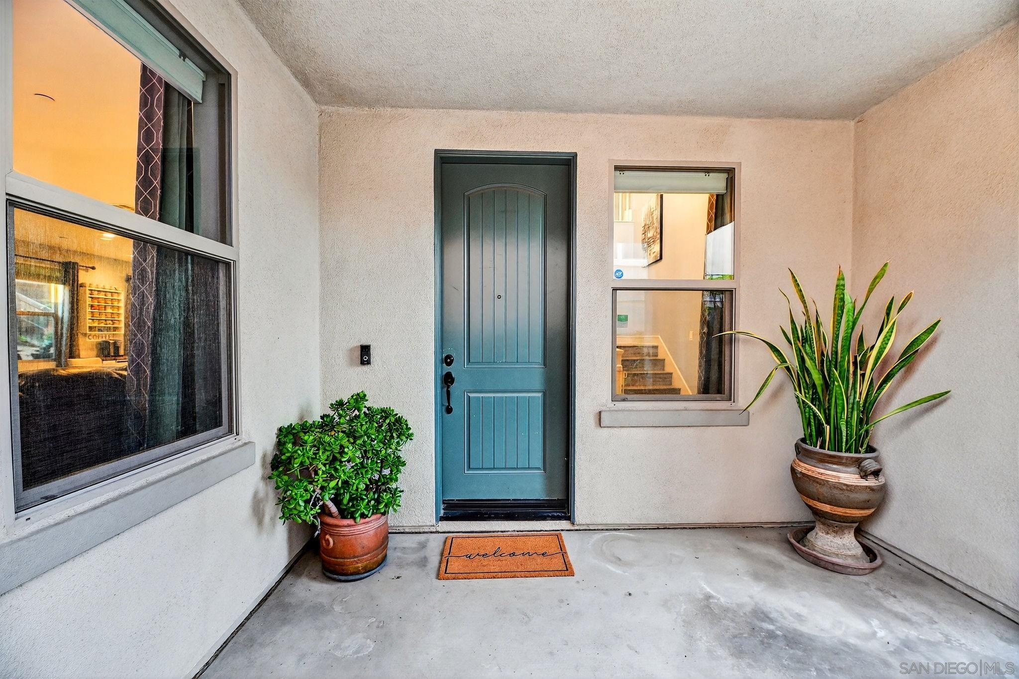 Detail Gallery Image 3 of 49 For 971  Camino Levante, Chula Vista,  CA 91913 - 5 Beds | 3/1 Baths