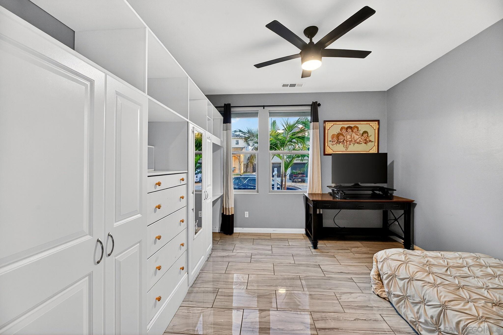 Detail Gallery Image 26 of 49 For 971  Camino Levante, Chula Vista,  CA 91913 - 5 Beds | 3/1 Baths