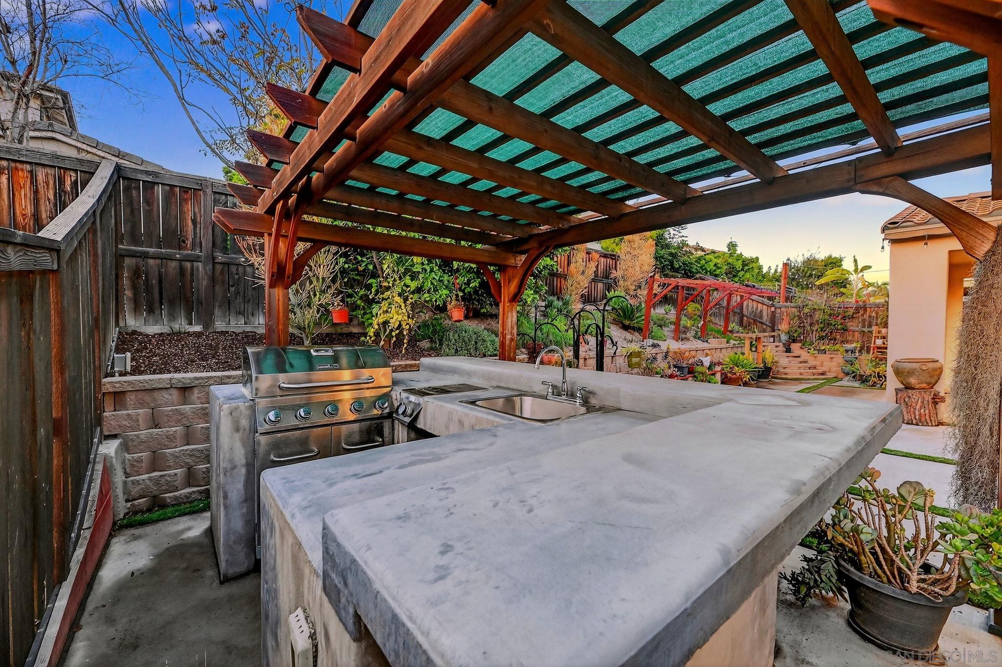 Detail Gallery Image 39 of 49 For 971  Camino Levante, Chula Vista,  CA 91913 - 5 Beds | 3/1 Baths