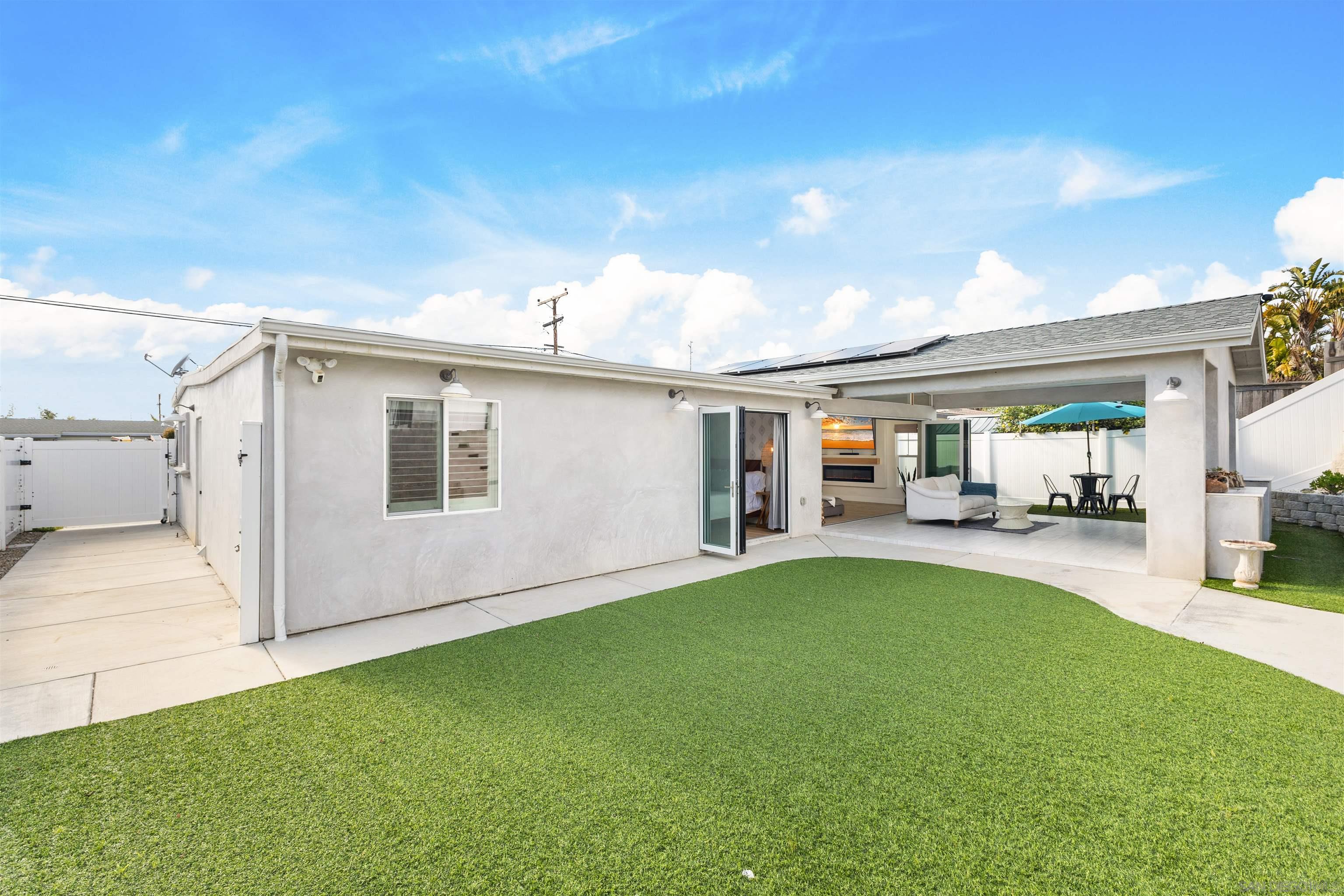 Detail Gallery Image 18 of 25 For 1432  Santa Rosa St, Oceanside,  CA 92058 - 3 Beds | 2 Baths