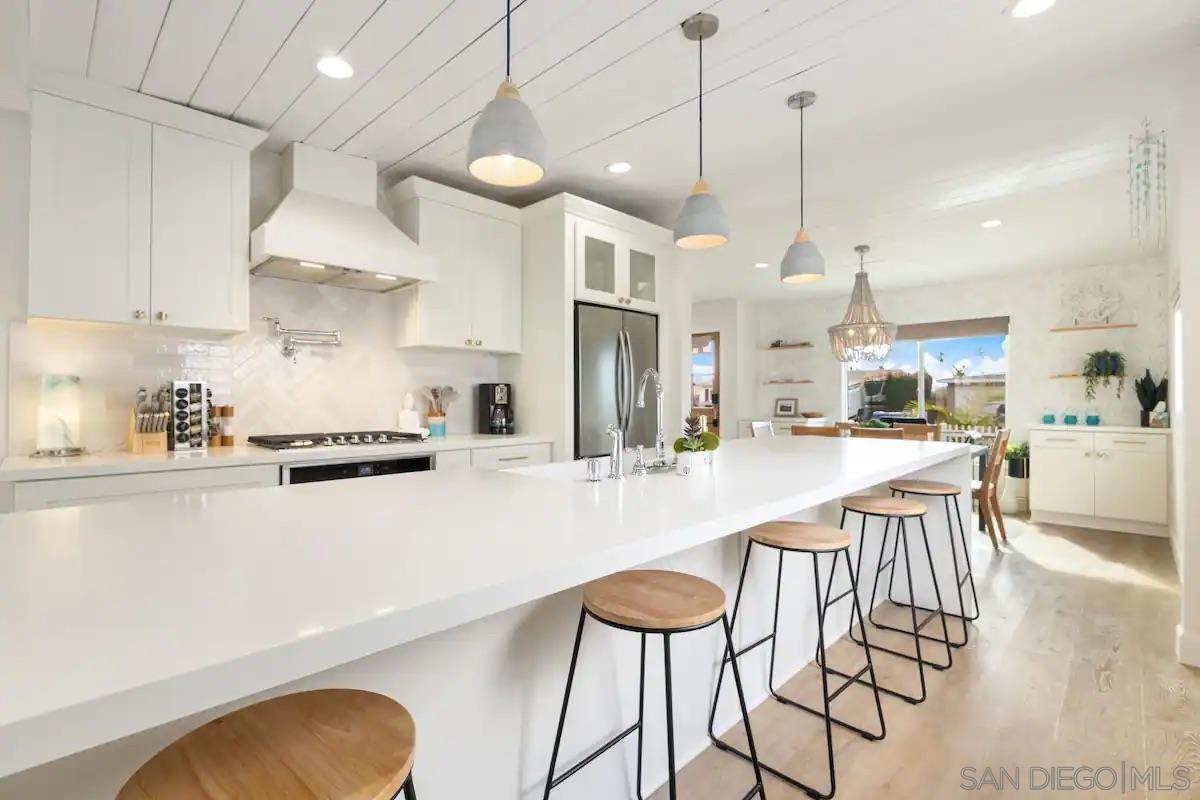 Detail Gallery Image 9 of 25 For 1432  Santa Rosa St, Oceanside,  CA 92058 - 3 Beds | 2 Baths