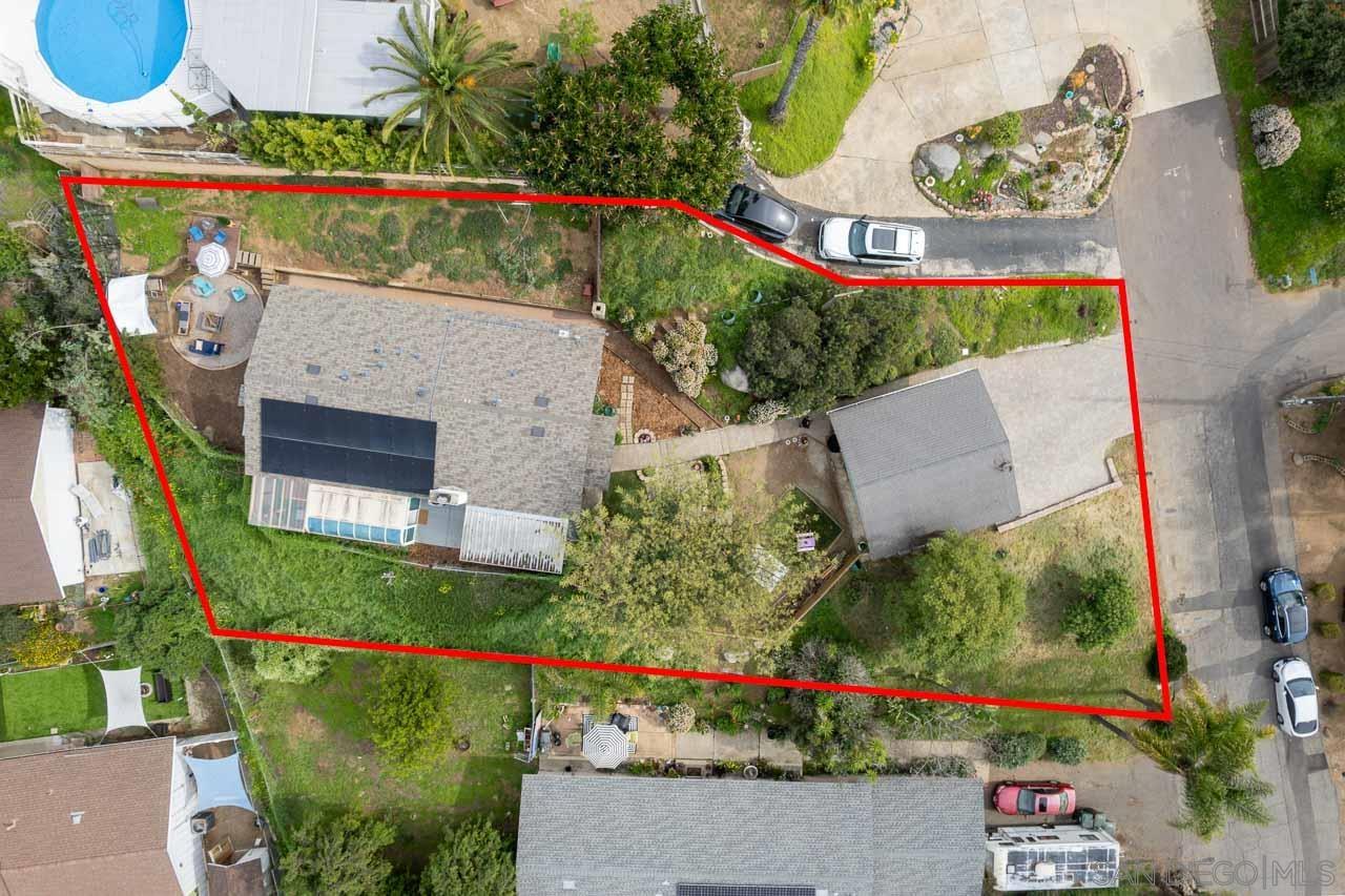 Detail Gallery Image 29 of 33 For 730  Lonsdale Ln, Vista,  CA 92084 - 4 Beds | 2 Baths