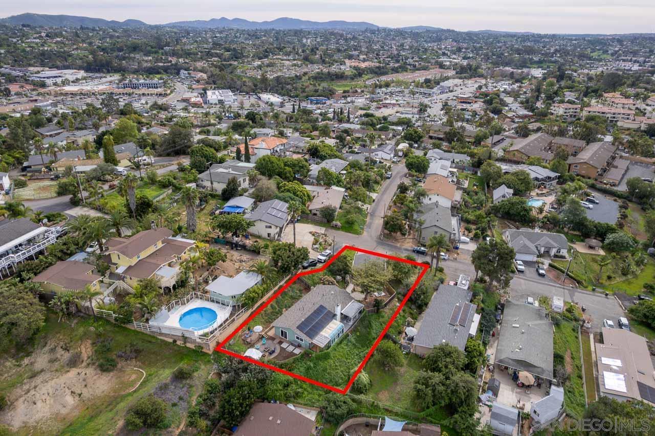 Detail Gallery Image 34 of 34 For 730  Lonsdale Ln, Vista,  CA 92084 - 4 Beds | 2 Baths