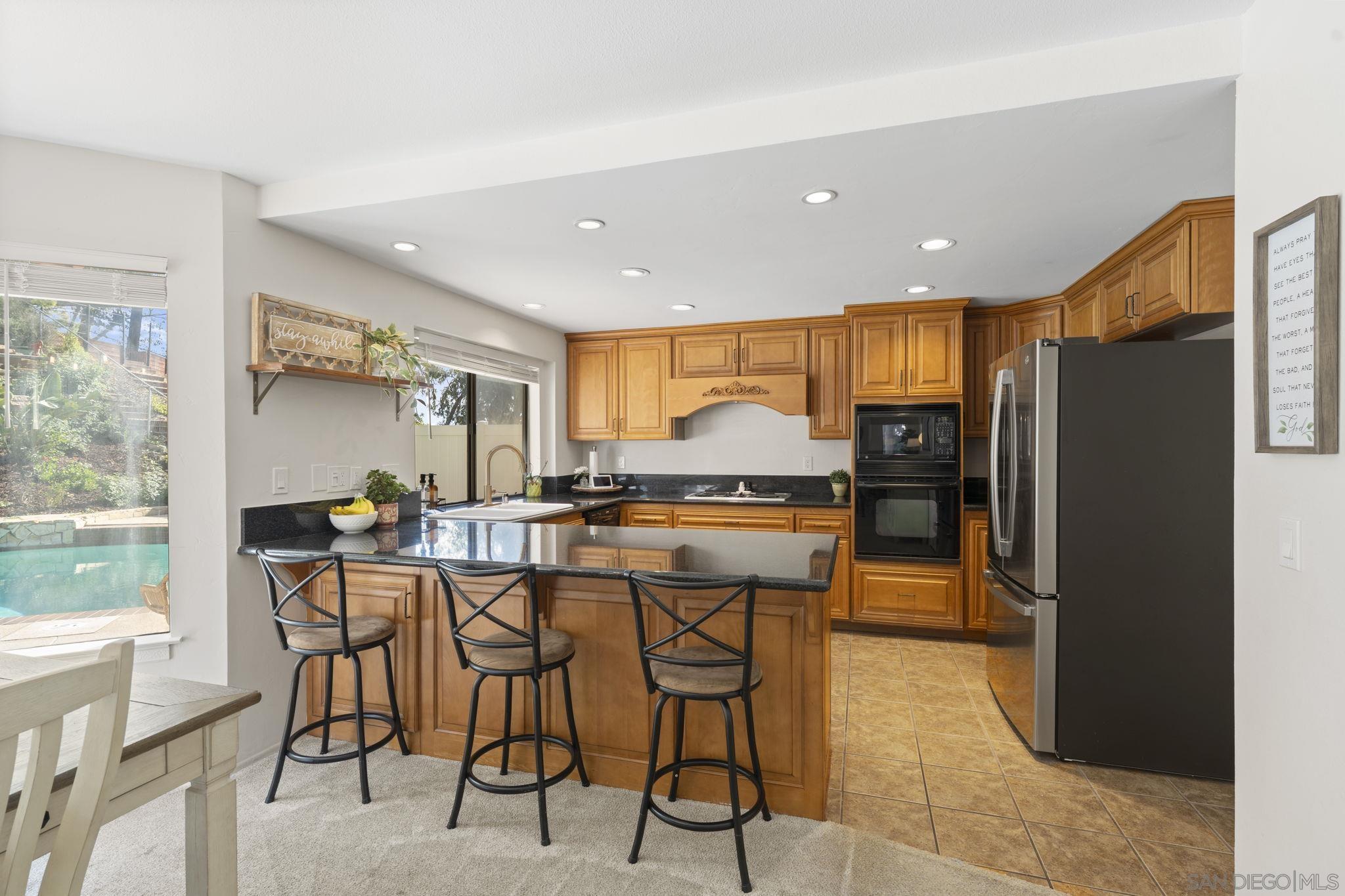 Detail Gallery Image 20 of 67 For 14725  Fieldview Way, Poway,  CA 92064 - 5 Beds | 3 Baths