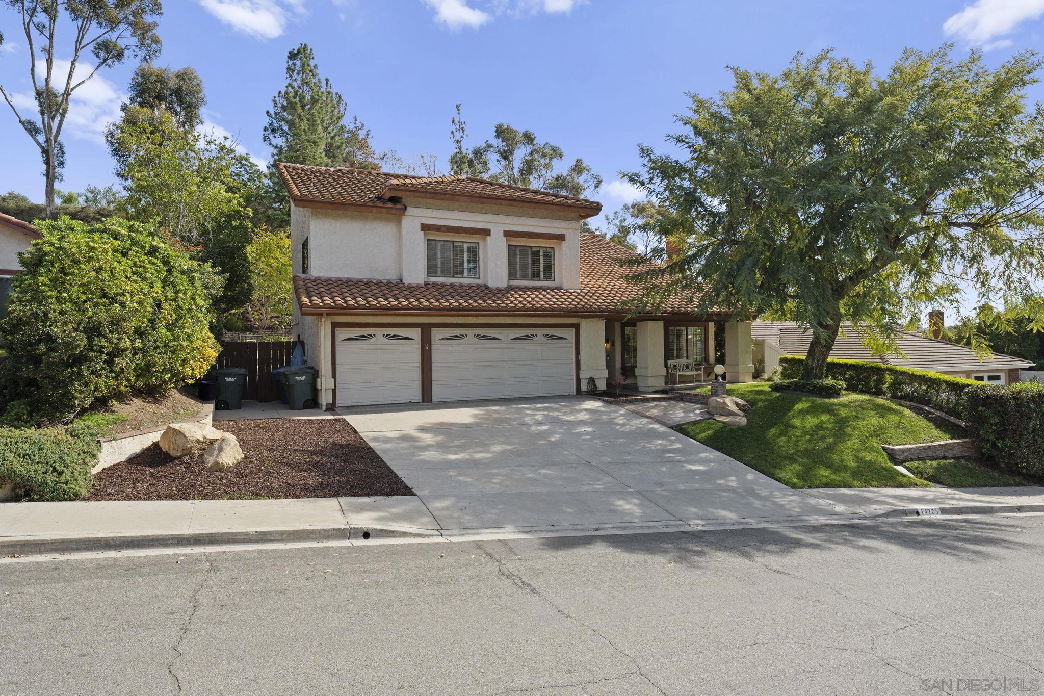 Detail Gallery Image 3 of 67 For 14725  Fieldview Way, Poway,  CA 92064 - 5 Beds | 3 Baths