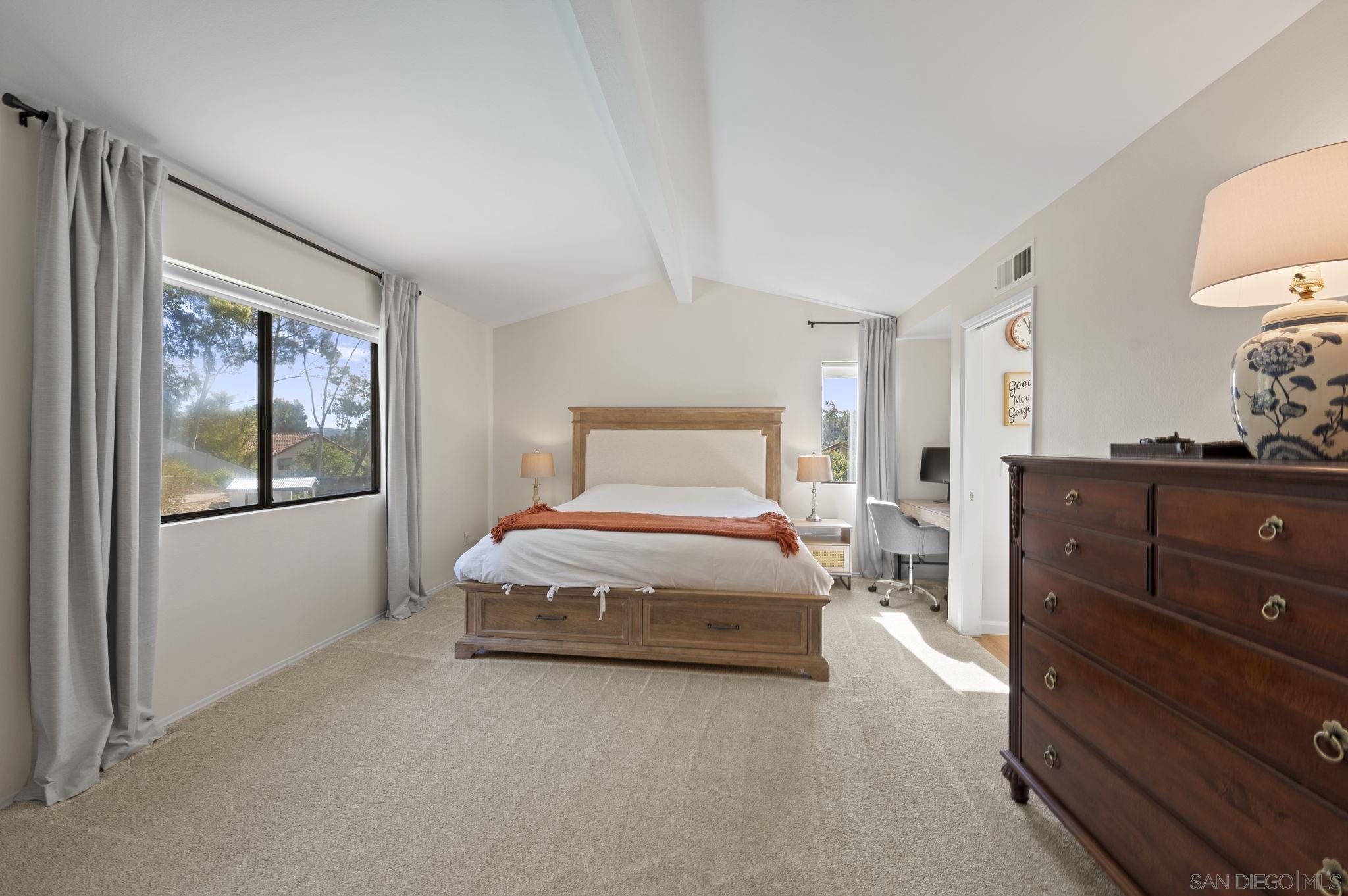 Detail Gallery Image 24 of 67 For 14725  Fieldview Way, Poway,  CA 92064 - 5 Beds | 3 Baths