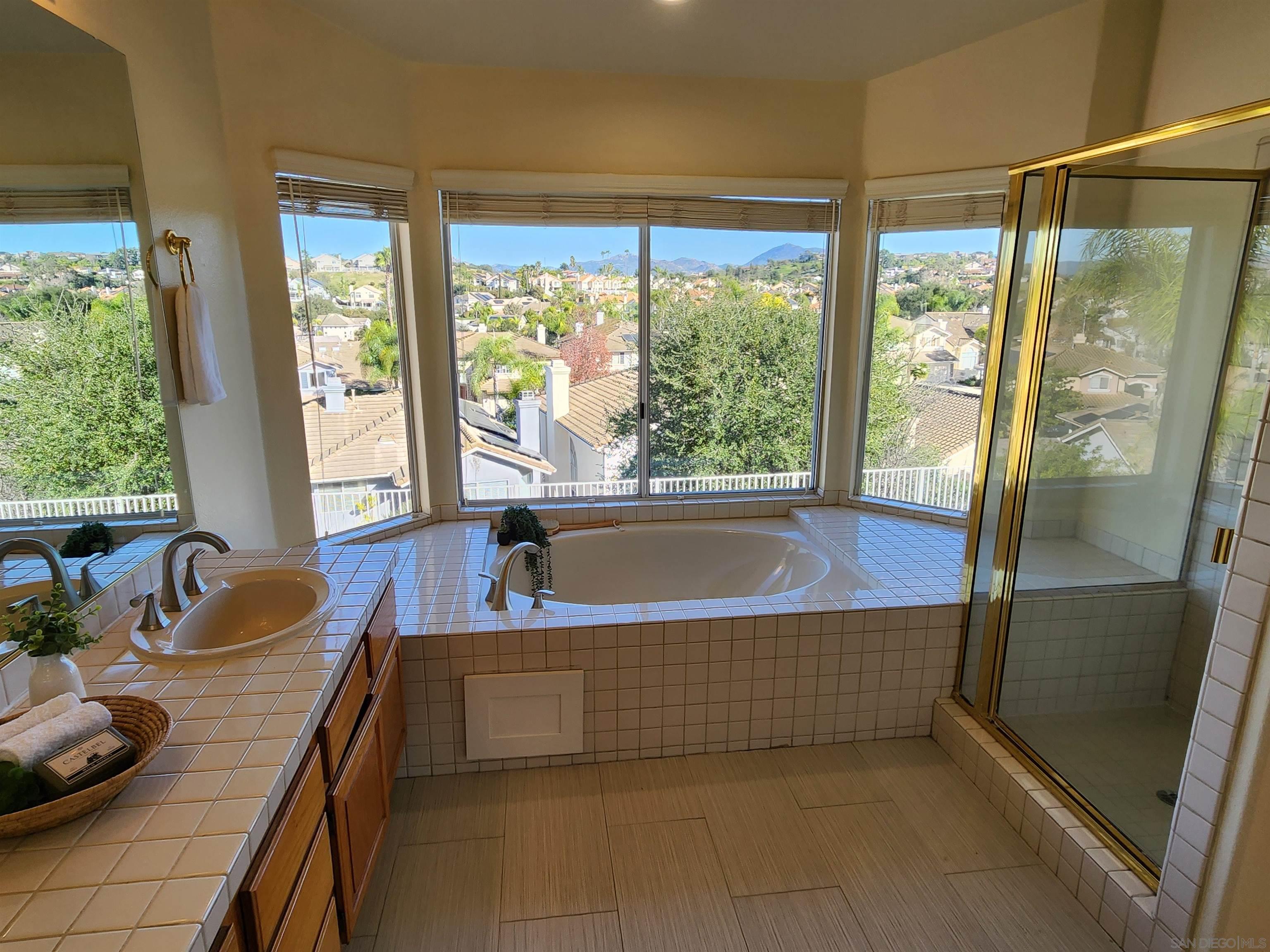 Detail Gallery Image 19 of 30 For 18167  Sun Maiden Court, San Diego,  CA 92127 - 4 Beds | 2/1 Baths