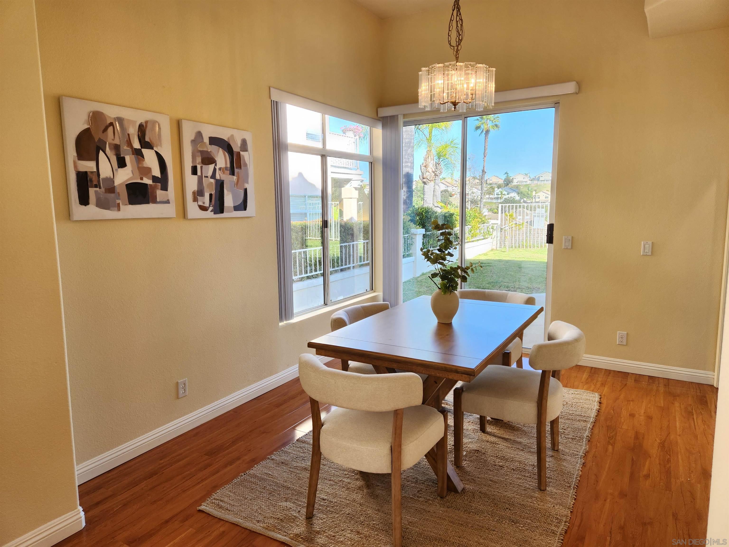 Detail Gallery Image 4 of 30 For 18167  Sun Maiden Court, San Diego,  CA 92127 - 4 Beds | 2/1 Baths