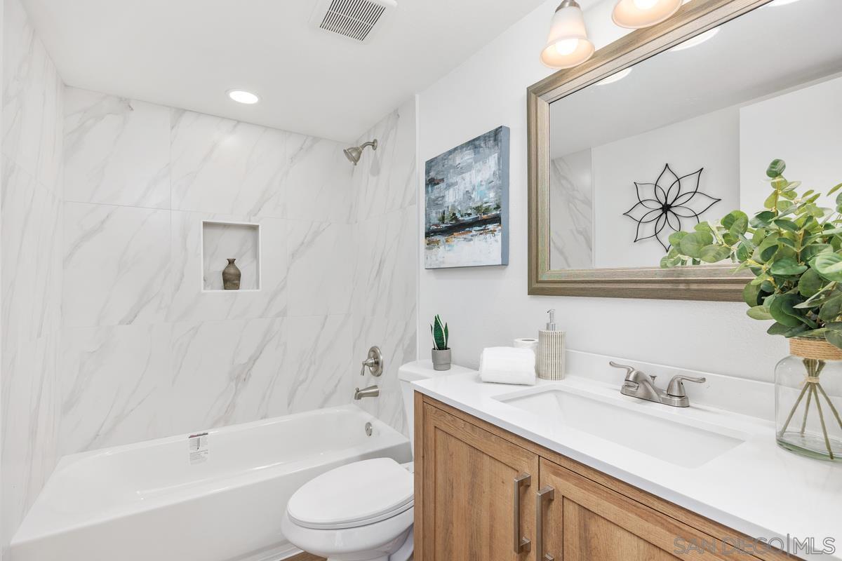 Detail Gallery Image 23 of 26 For 2808  Winthrop, Carlsbad,  CA 92010 - 2 Beds | 2 Baths