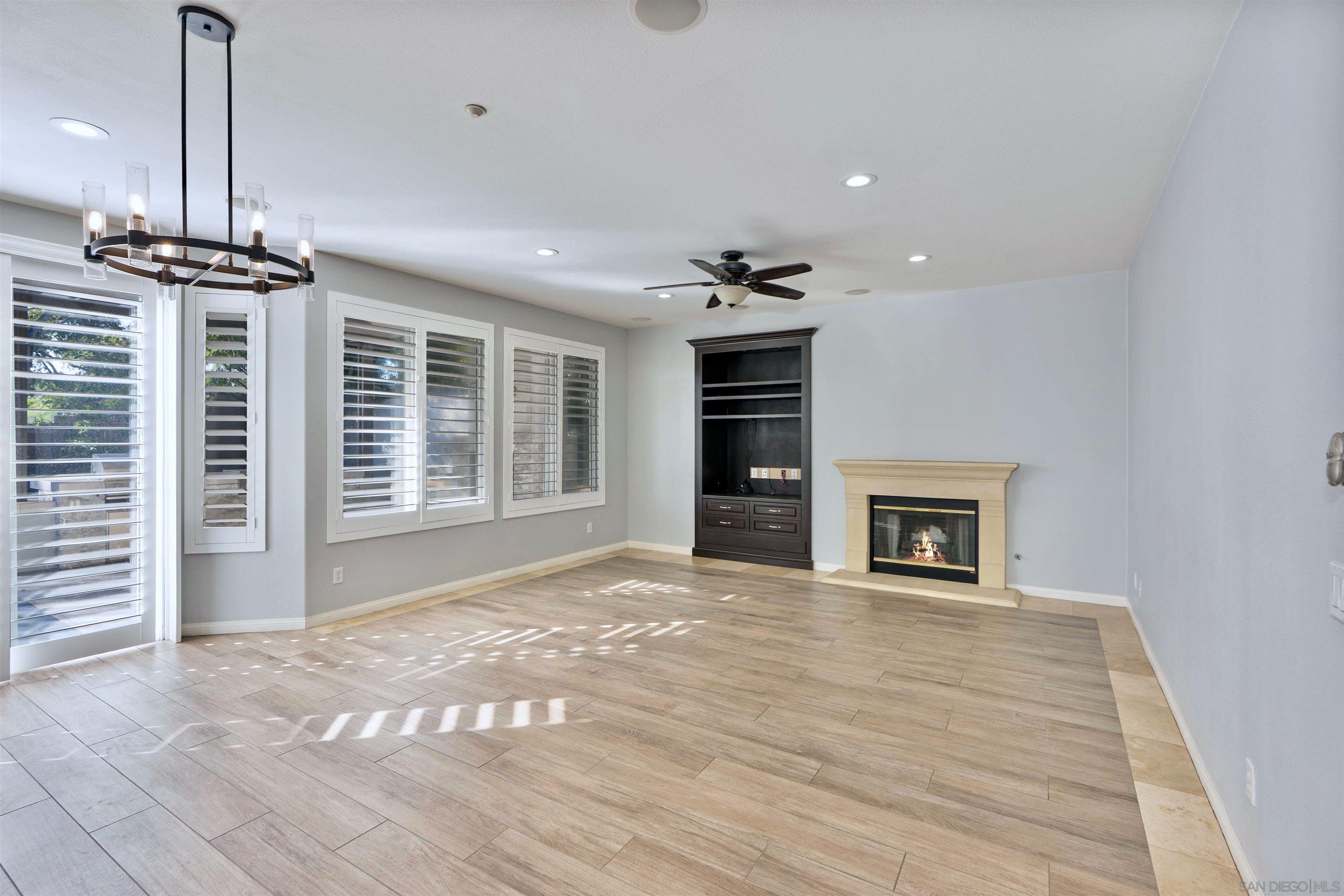 Detail Gallery Image 11 of 50 For 16220  Palomino Mesa Ct, San Diego,  CA 92127 - 5 Beds | 4 Baths