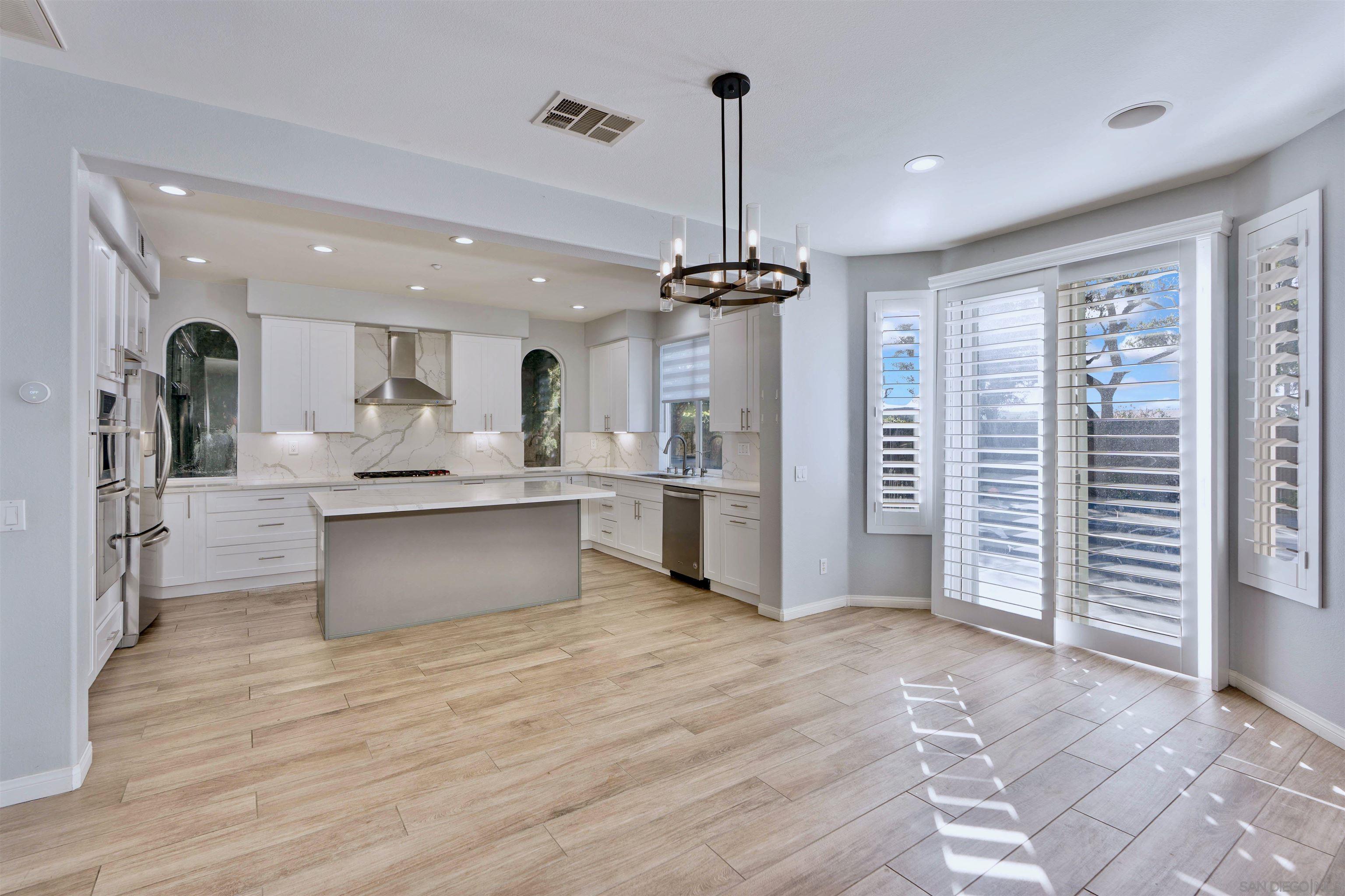 Detail Gallery Image 15 of 50 For 16220  Palomino Mesa Ct, San Diego,  CA 92127 - 5 Beds | 4 Baths