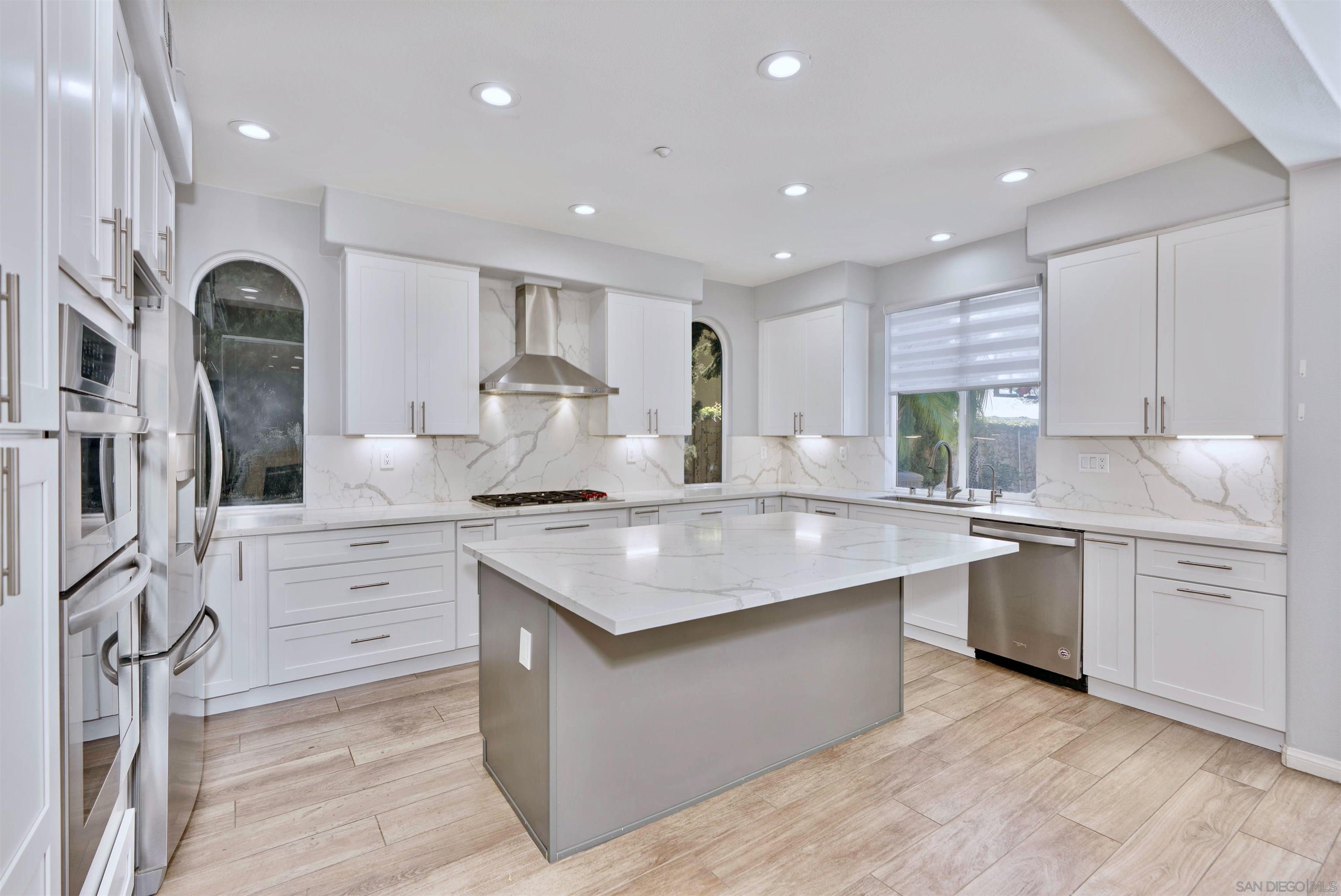 Detail Gallery Image 17 of 50 For 16220  Palomino Mesa Ct, San Diego,  CA 92127 - 5 Beds | 4 Baths