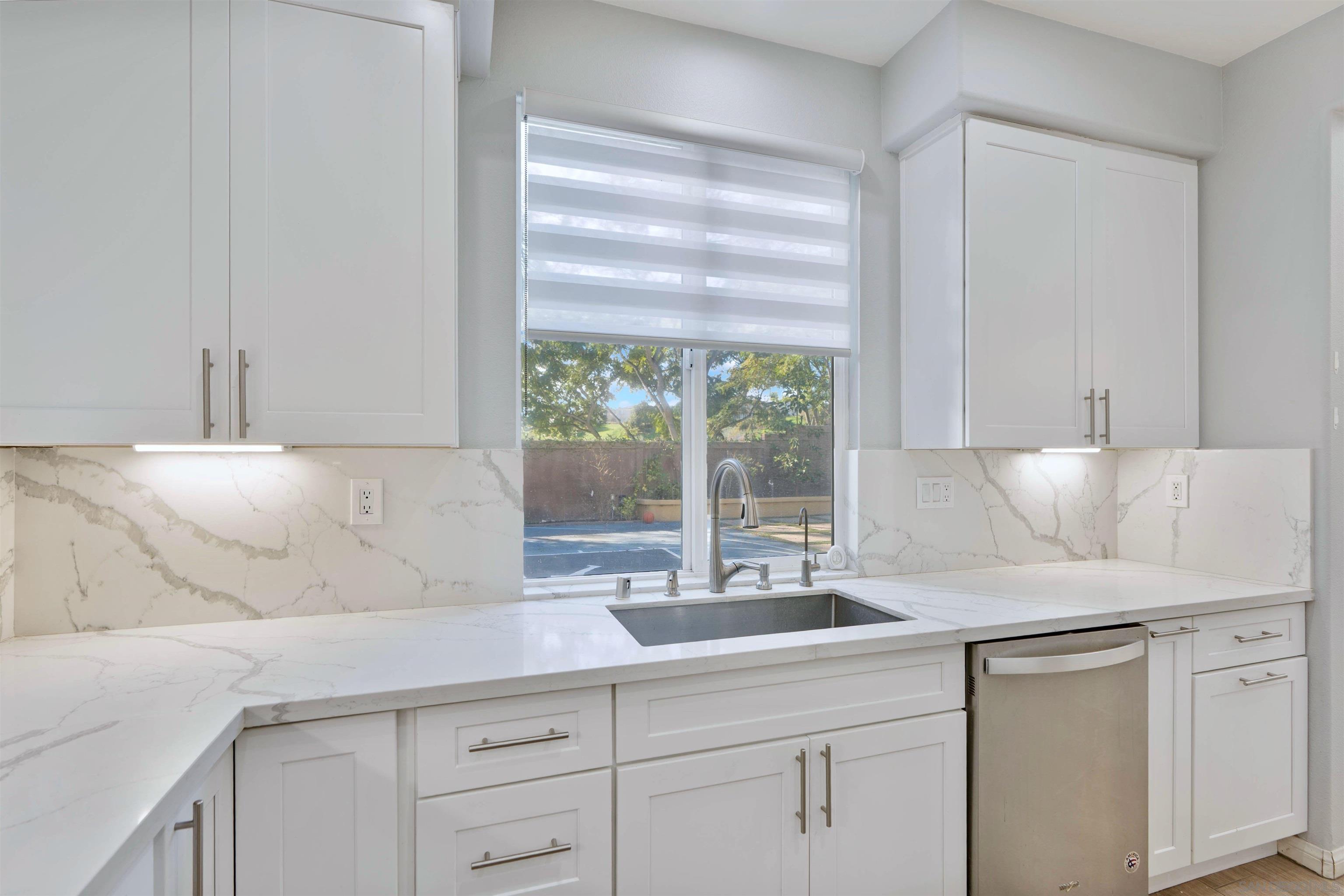 Detail Gallery Image 19 of 50 For 16220  Palomino Mesa Ct, San Diego,  CA 92127 - 5 Beds | 4 Baths