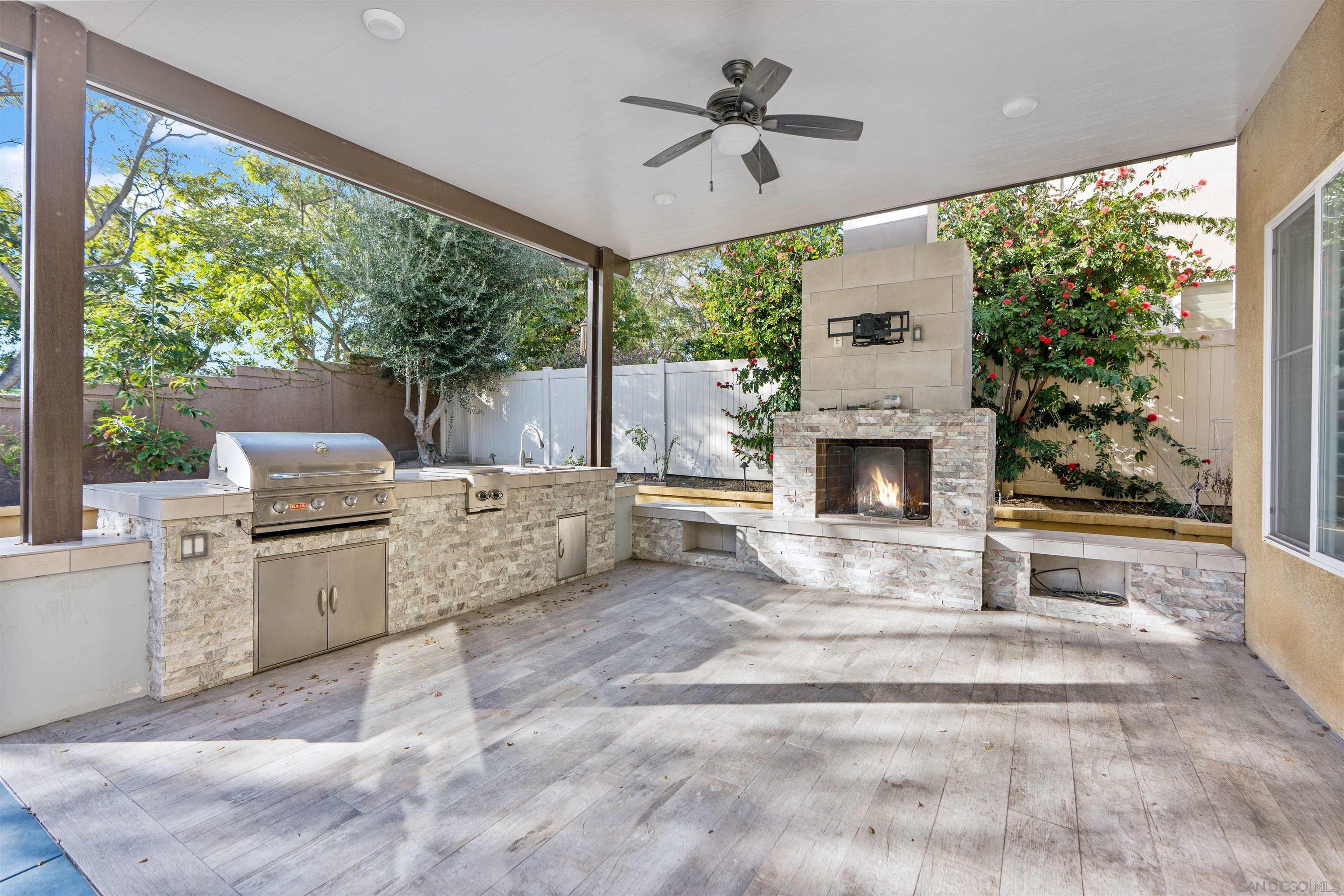 Detail Gallery Image 25 of 50 For 16220  Palomino Mesa Ct, San Diego,  CA 92127 - 5 Beds | 4 Baths