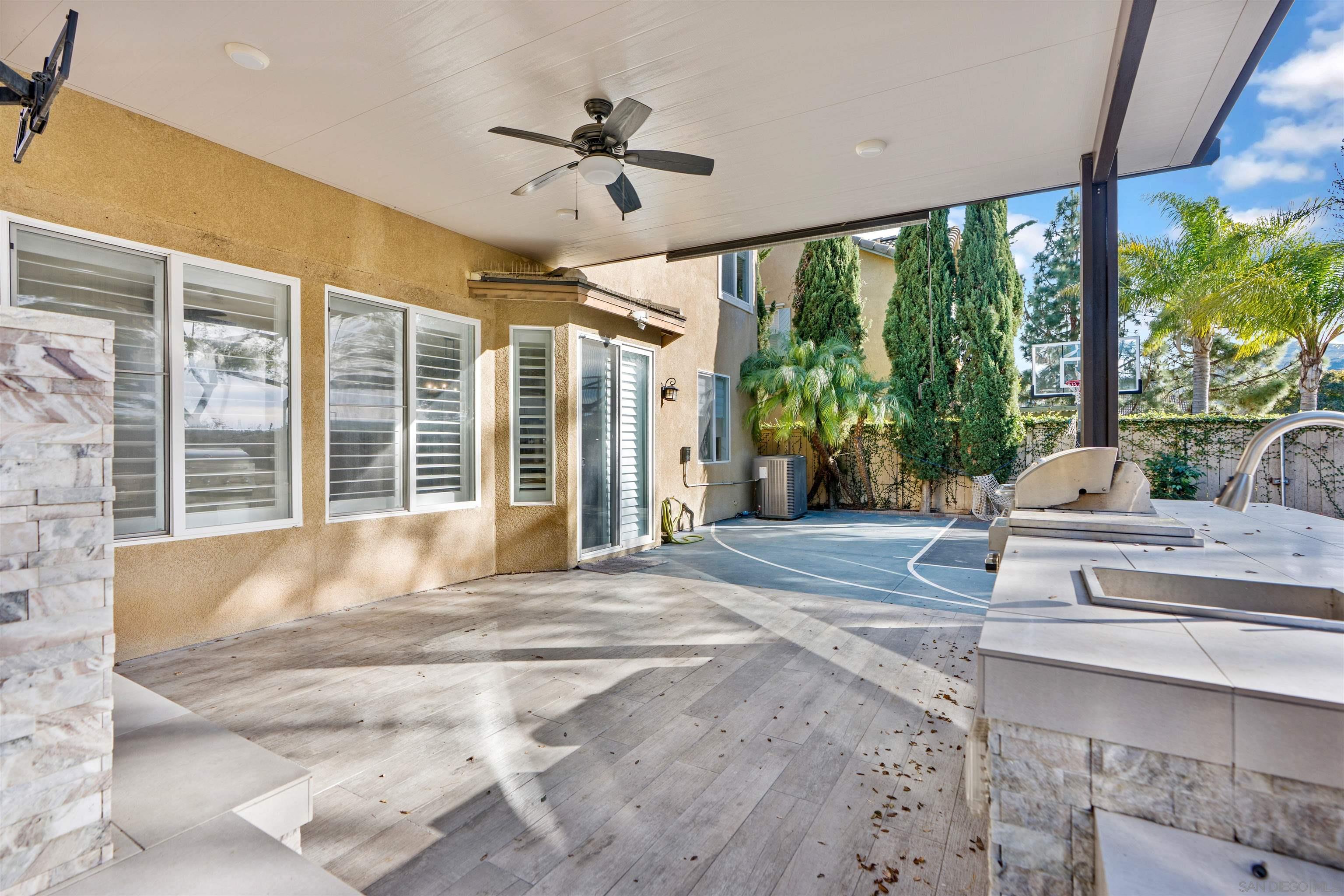 Detail Gallery Image 30 of 50 For 16220  Palomino Mesa Ct, San Diego,  CA 92127 - 5 Beds | 4 Baths