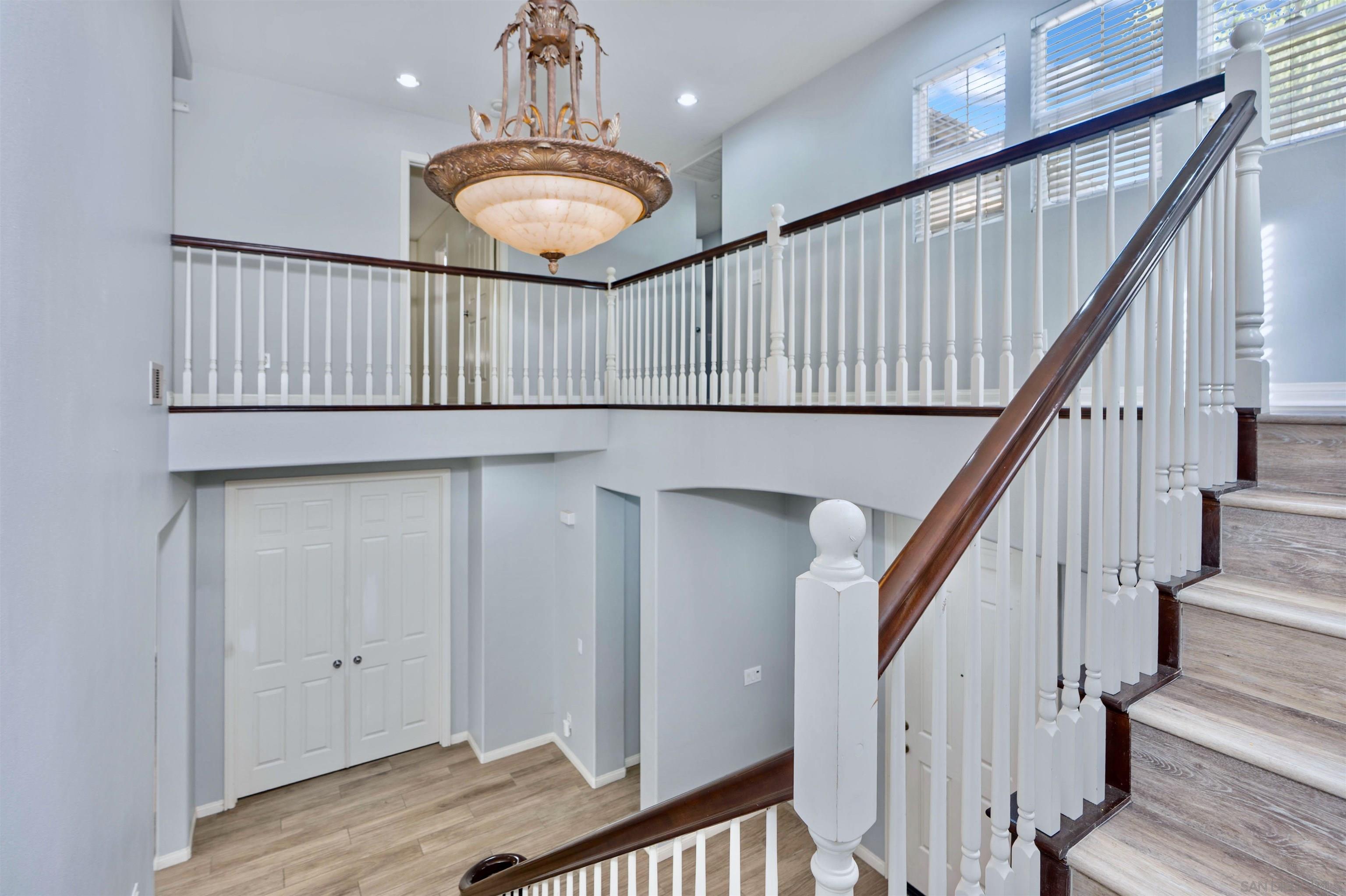 Detail Gallery Image 34 of 50 For 16220  Palomino Mesa Ct, San Diego,  CA 92127 - 5 Beds | 4 Baths