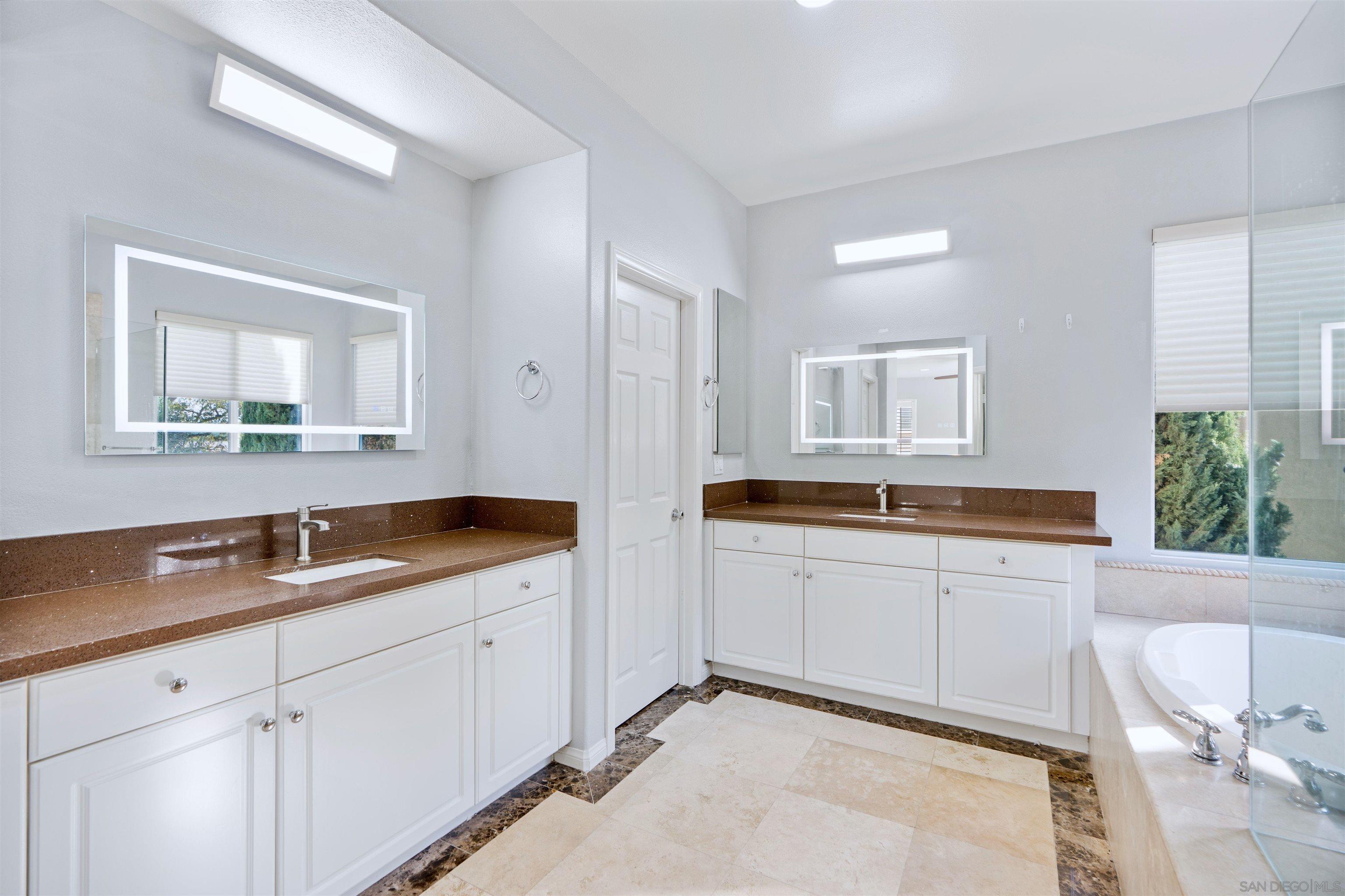 Detail Gallery Image 43 of 50 For 16220  Palomino Mesa Ct, San Diego,  CA 92127 - 5 Beds | 4 Baths