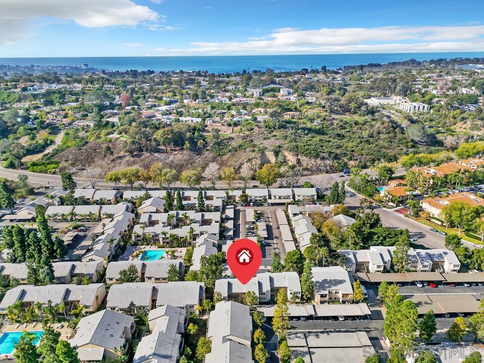 Detail Gallery Image 4 of 13 For 8640  via Mallorca  H, La Jolla,  CA 92037 - 1 Beds | 1 Baths