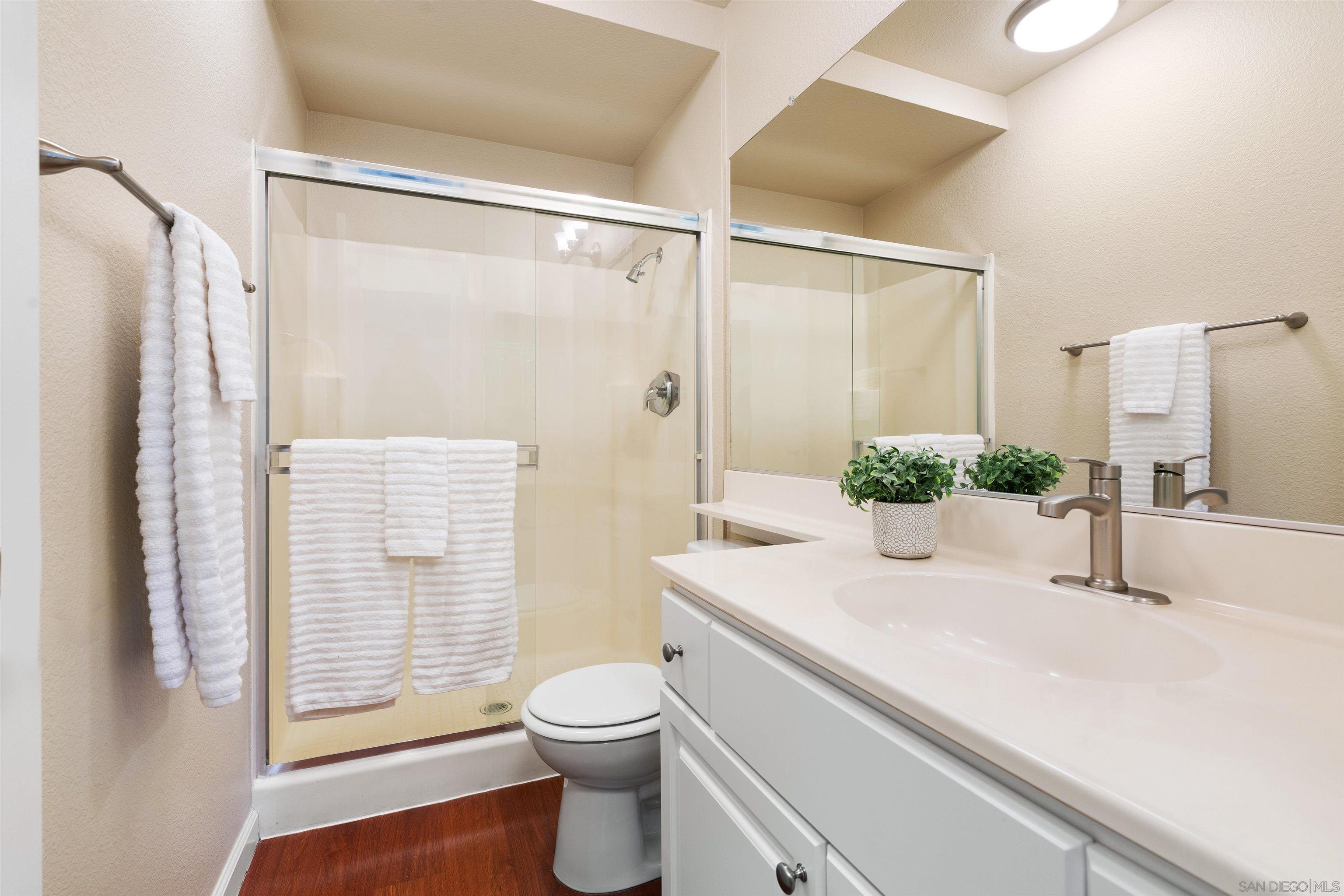 Detail Gallery Image 31 of 62 For 6955  Alvarado Rd  #70,  San Diego,  CA 92120 - 2 Beds | 2 Baths