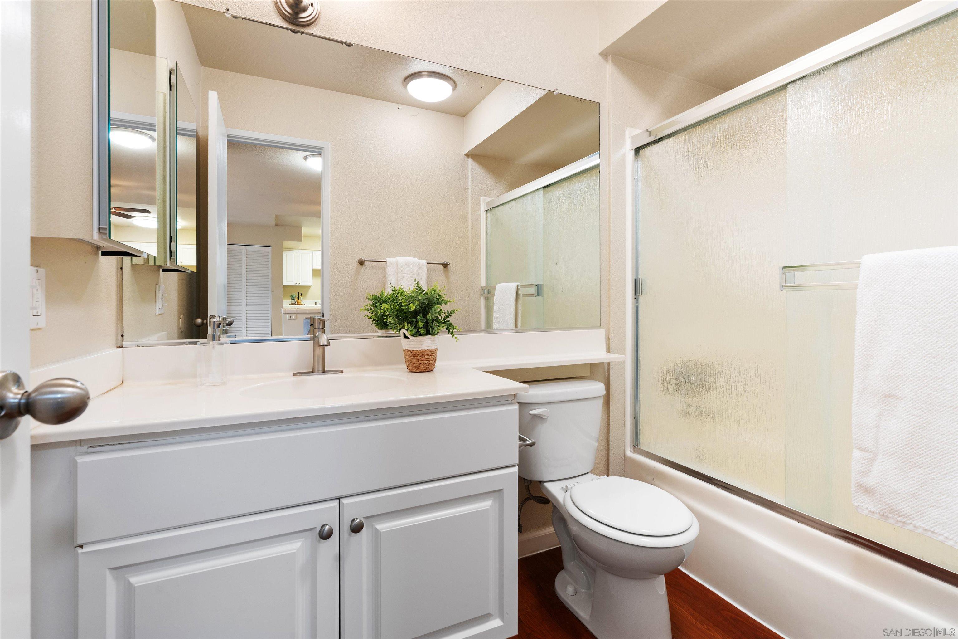 Detail Gallery Image 37 of 62 For 6955  Alvarado Rd  #70,  San Diego,  CA 92120 - 2 Beds | 2 Baths