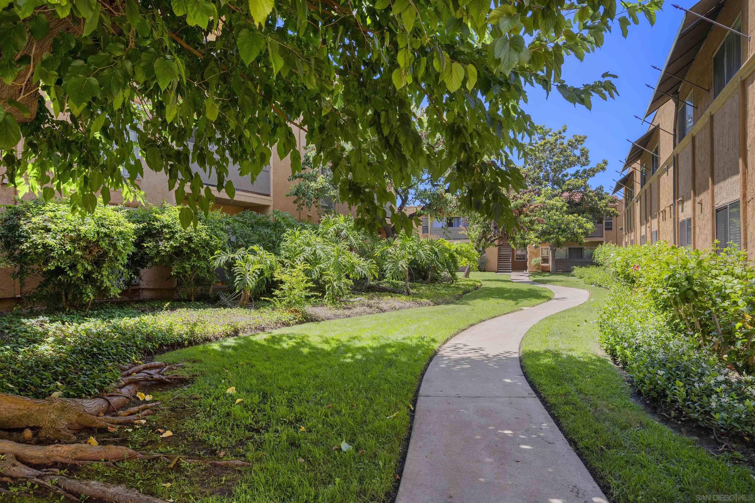 Detail Gallery Image 49 of 62 For 6955  Alvarado Rd  #70,  San Diego,  CA 92120 - 2 Beds | 2 Baths