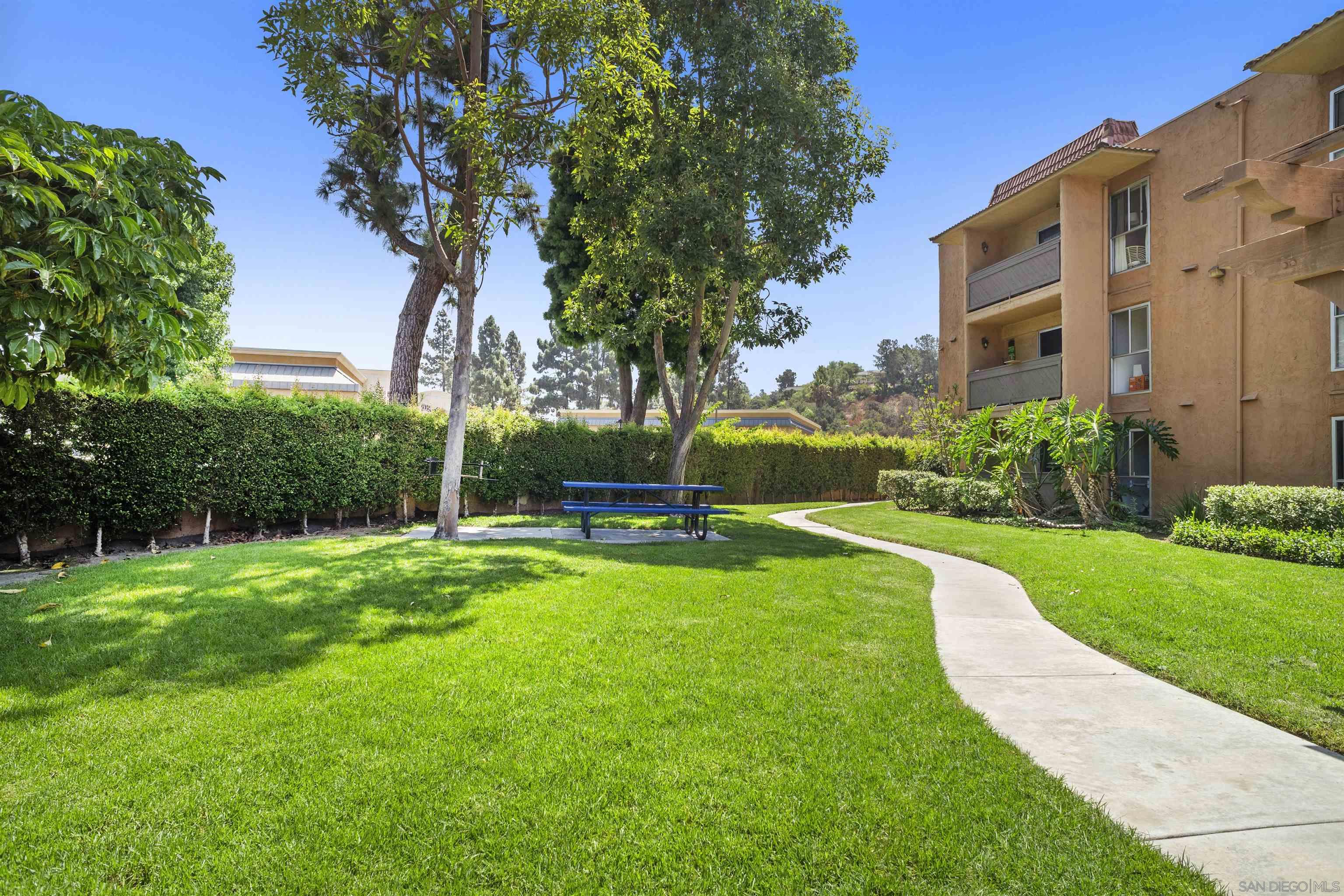 Detail Gallery Image 50 of 62 For 6955  Alvarado Rd  #70,  San Diego,  CA 92120 - 2 Beds | 2 Baths