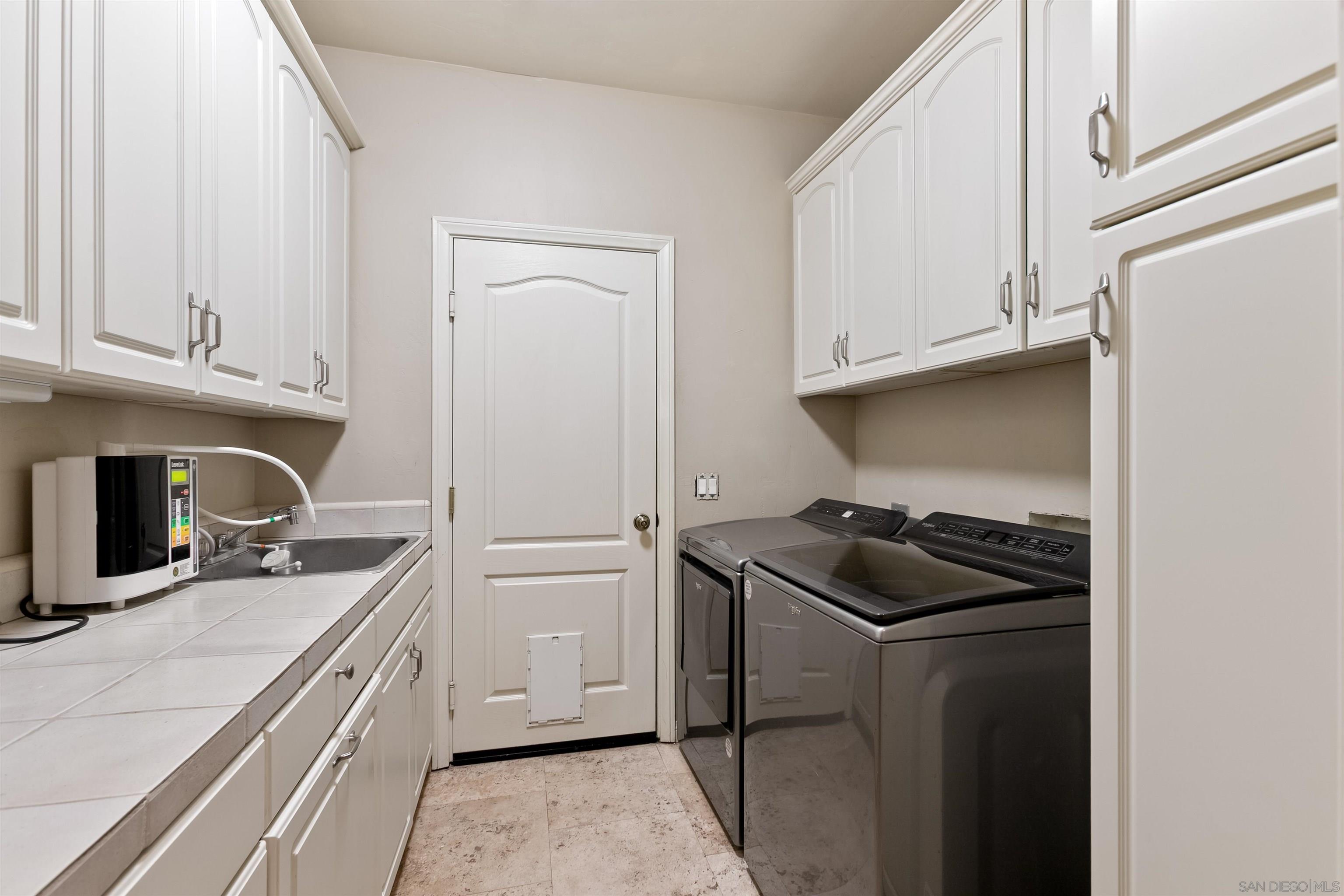 Detail Gallery Image 23 of 44 For 15336  Mesa Estates Ct, Ramona,  CA 92065 - 4 Beds | 4 Baths