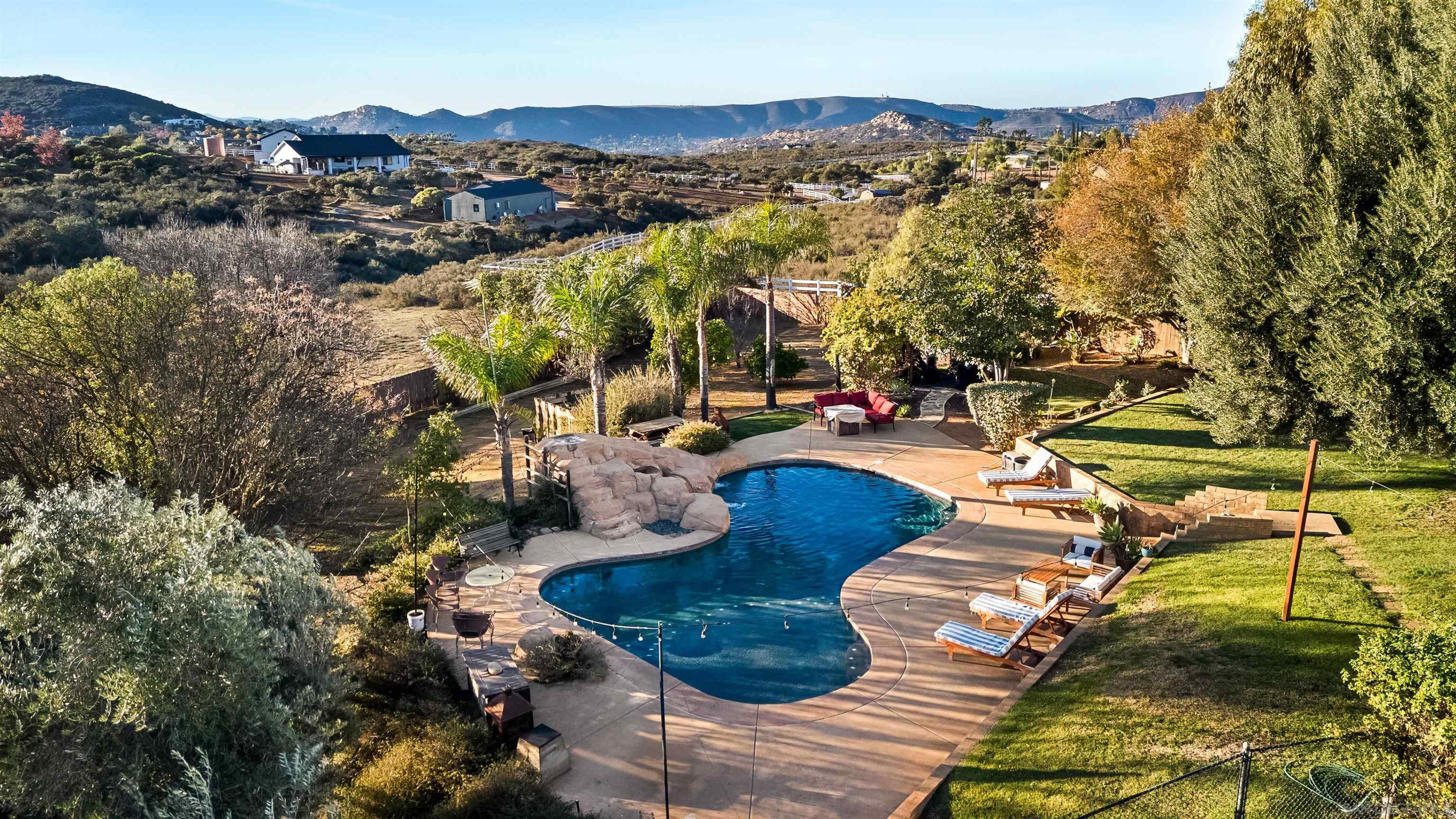 Detail Gallery Image 30 of 44 For 15336  Mesa Estates Ct, Ramona,  CA 92065 - 4 Beds | 4 Baths