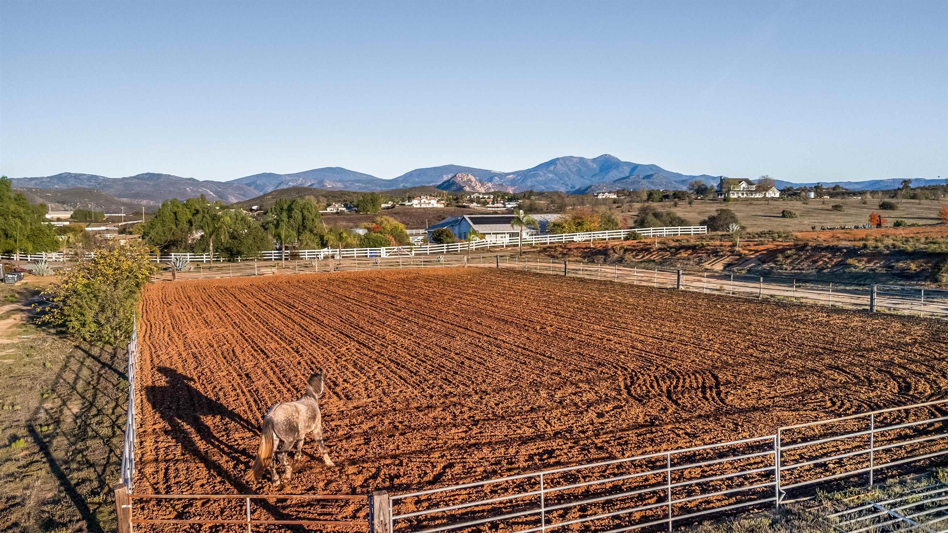 Detail Gallery Image 36 of 44 For 15336  Mesa Estates Ct, Ramona,  CA 92065 - 4 Beds | 4 Baths