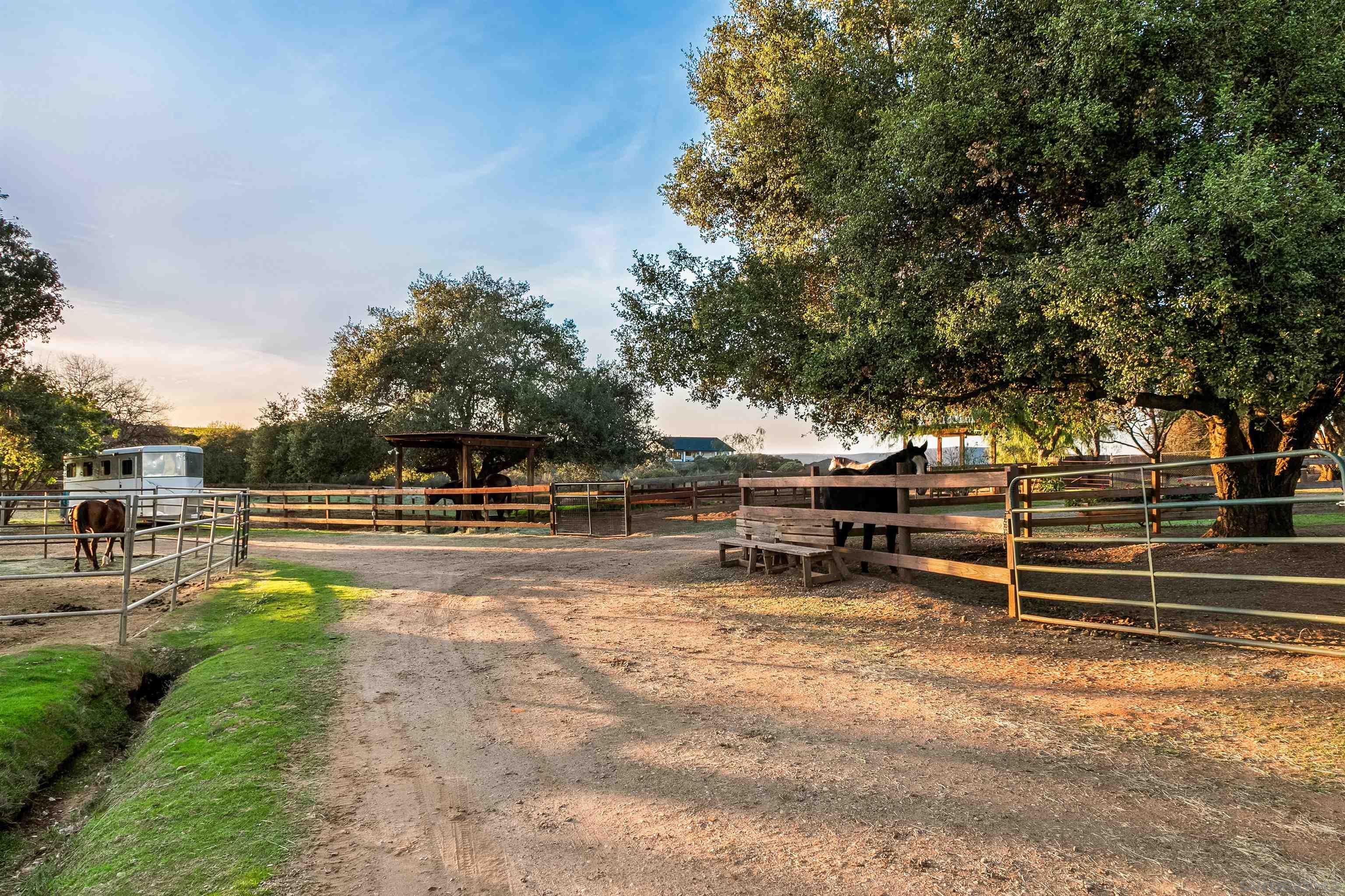 Detail Gallery Image 38 of 44 For 15336  Mesa Estates Ct, Ramona,  CA 92065 - 4 Beds | 4 Baths
