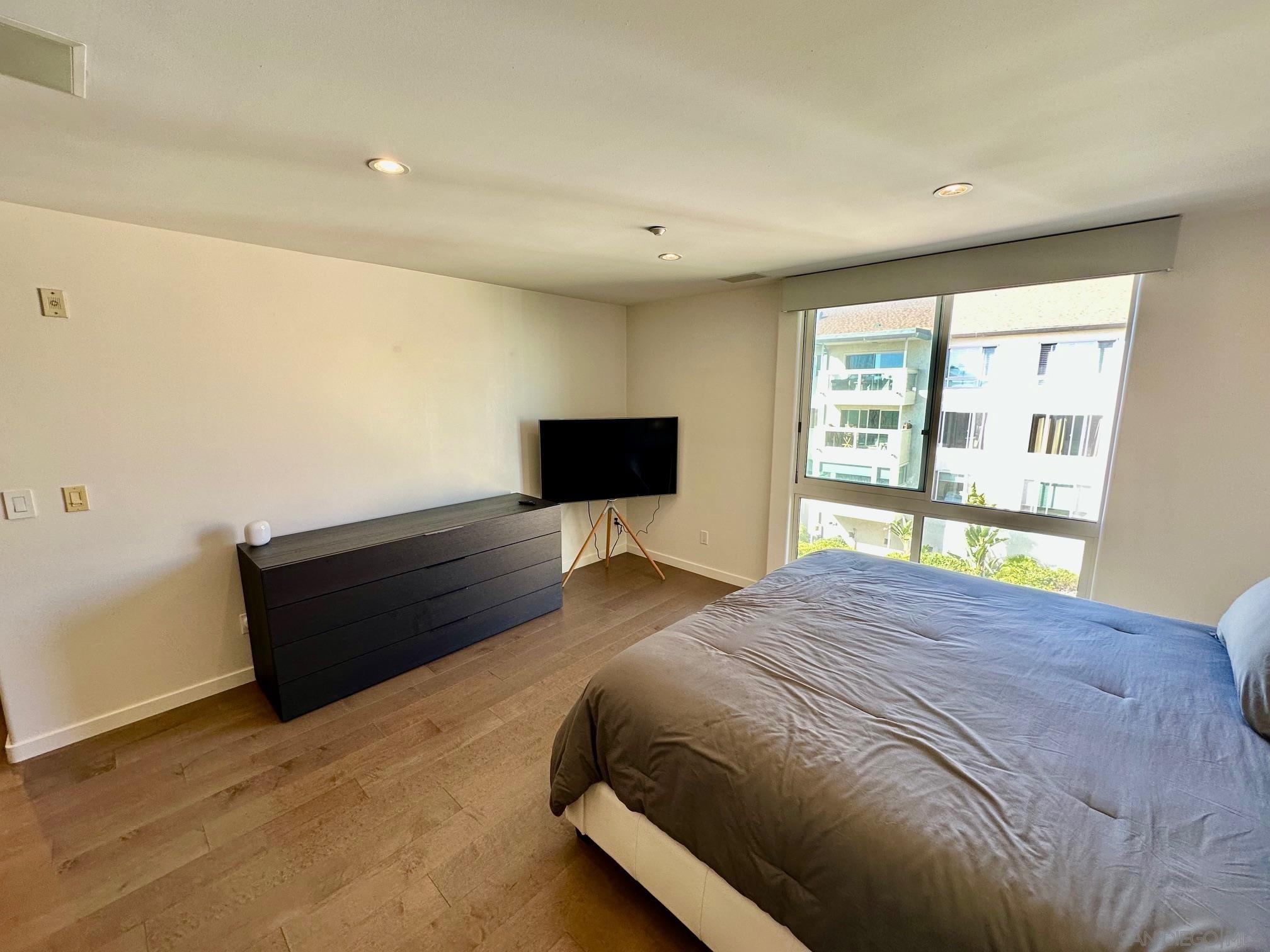 Detail Gallery Image 26 of 38 For 202  Coast Blvd.  #10, La Jolla,  CA 92037 - 2 Beds | 2 Baths