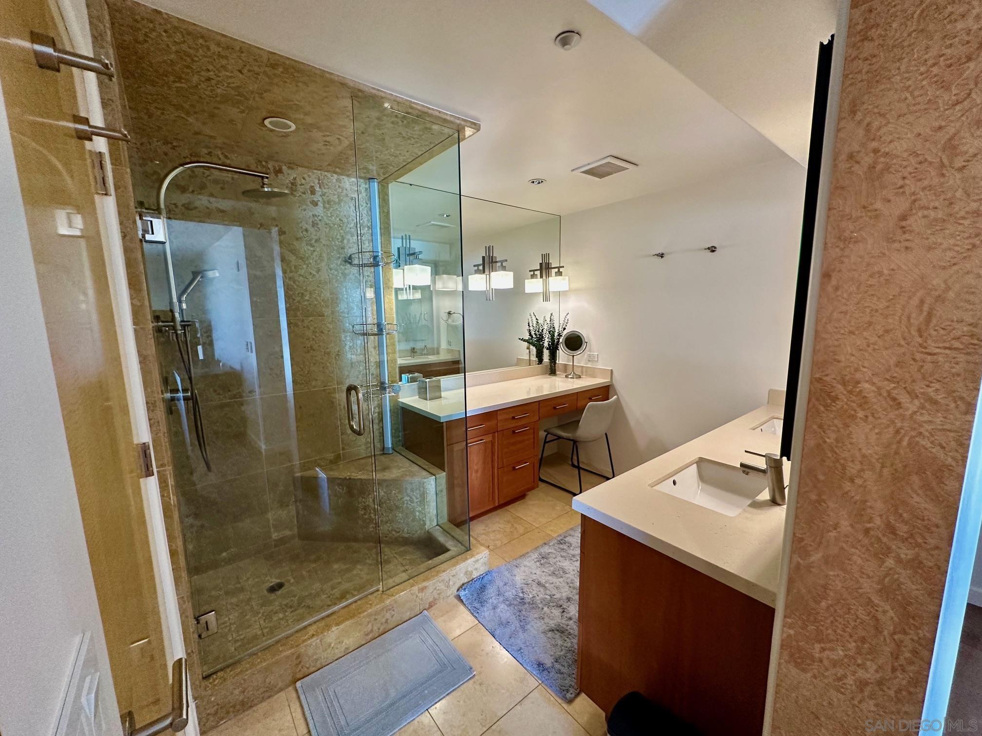 Detail Gallery Image 28 of 38 For 202  Coast Blvd.  #10, La Jolla,  CA 92037 - 2 Beds | 2 Baths