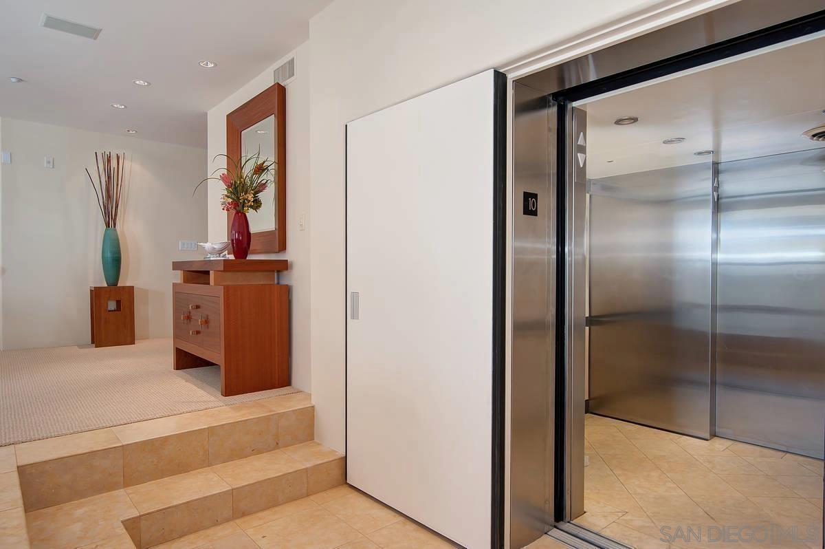 Detail Gallery Image 10 of 38 For 202  Coast Blvd.  #10, La Jolla,  CA 92037 - 2 Beds | 2 Baths