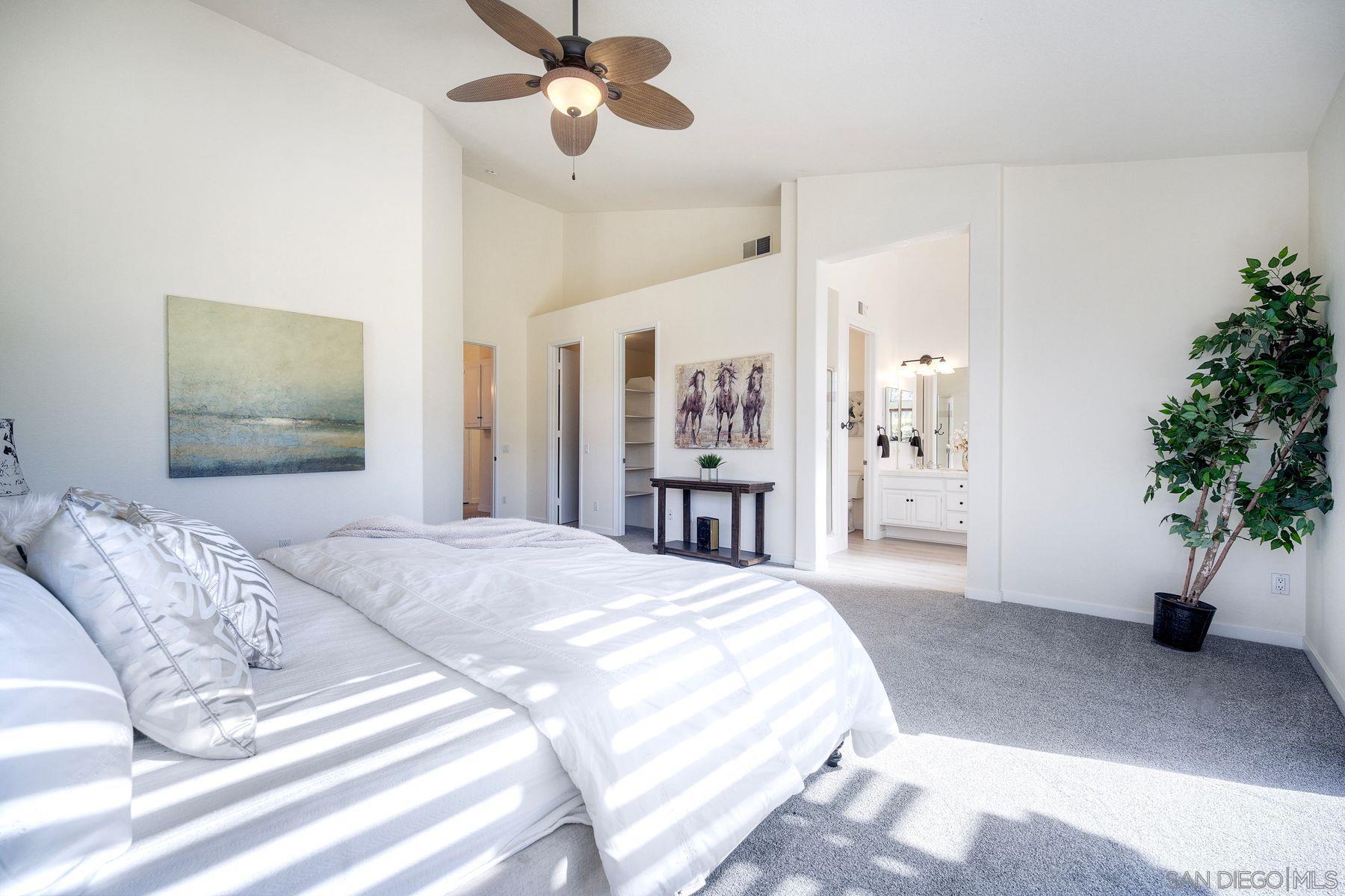 Detail Gallery Image 16 of 48 For 2785  Canyon Oak Pl, Escondido,  CA 92029 - 4 Beds | 2 Baths