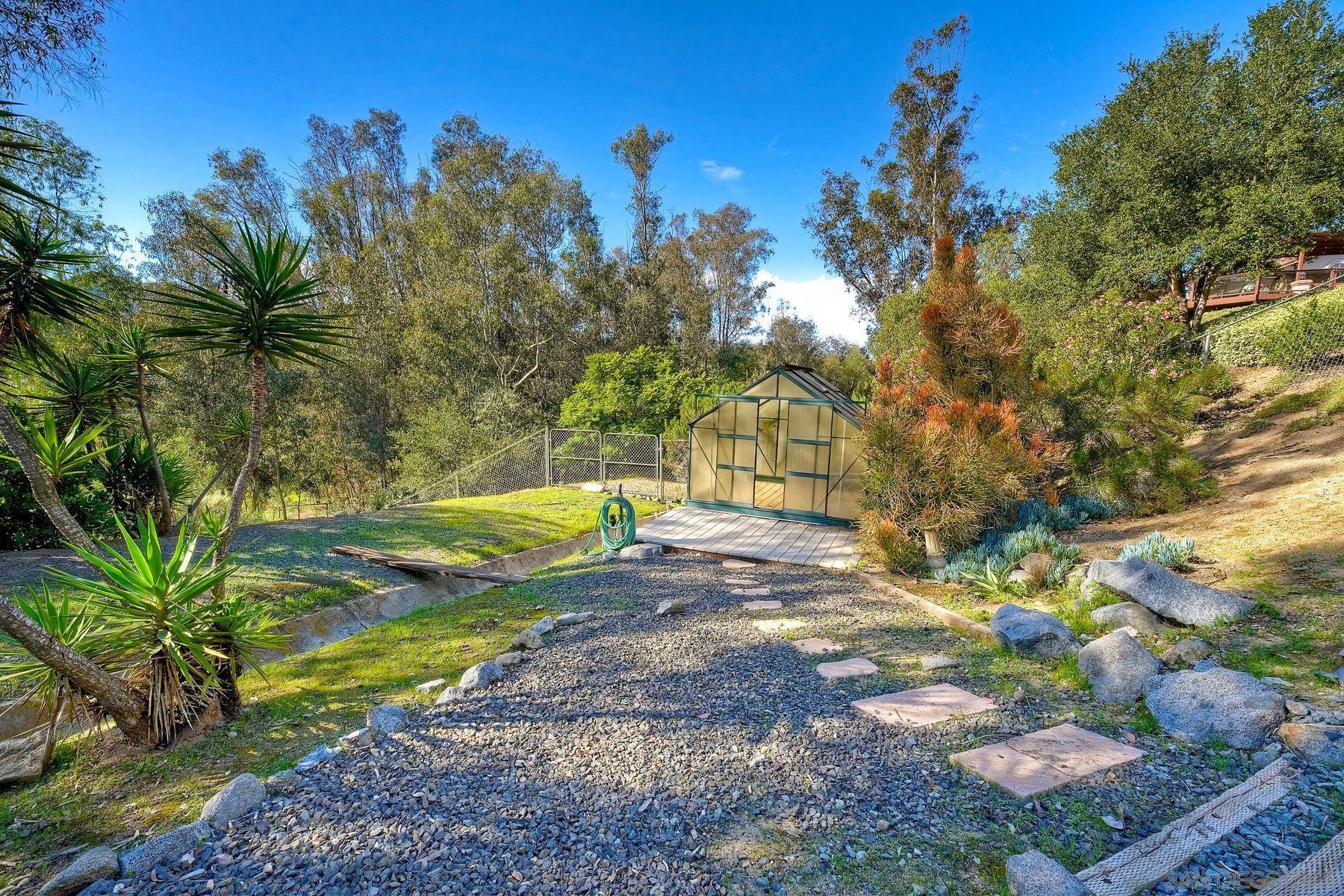 Detail Gallery Image 30 of 48 For 2785  Canyon Oak Pl, Escondido,  CA 92029 - 4 Beds | 2 Baths